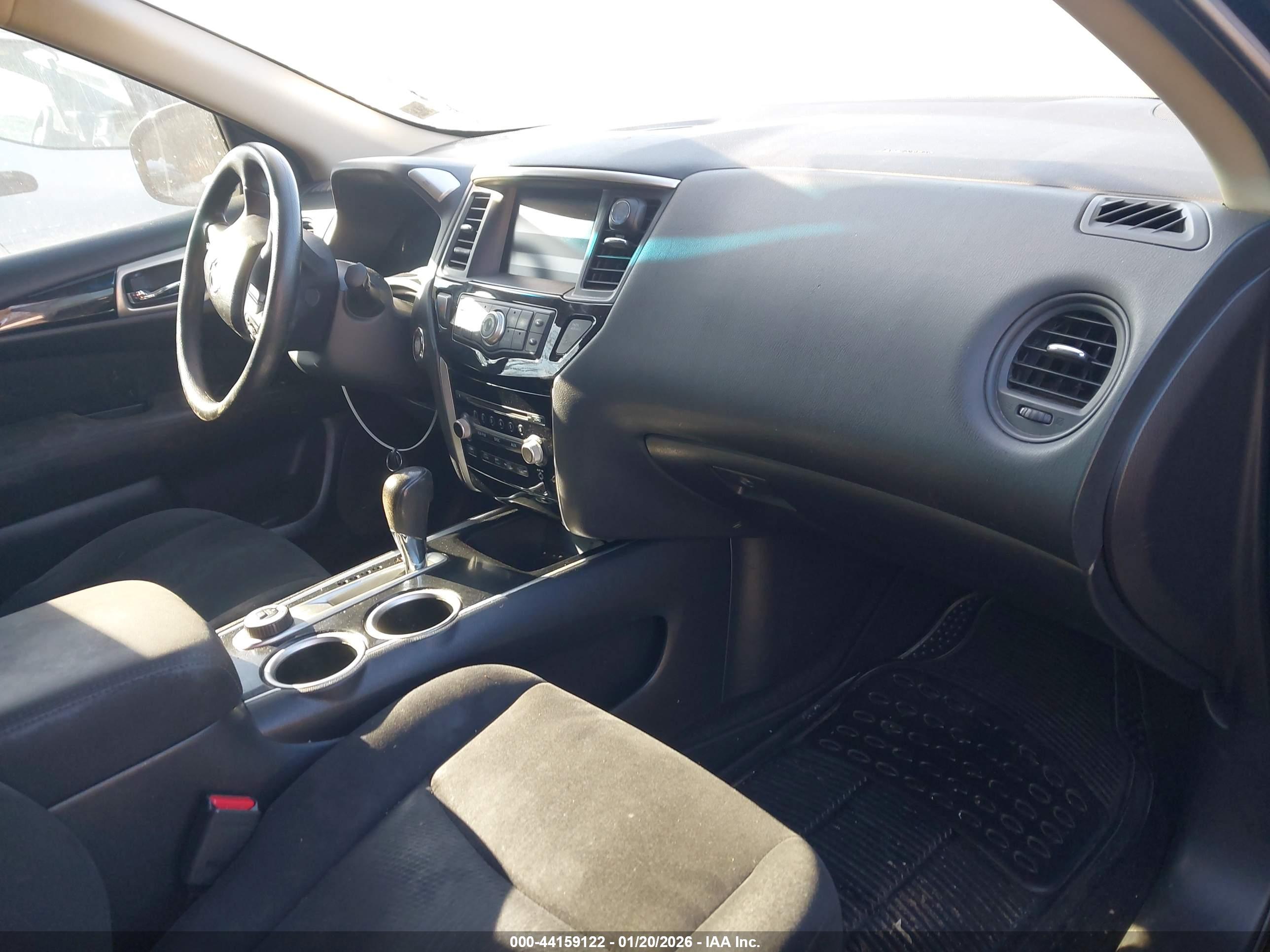 NISSAN PATHFINDER image 5