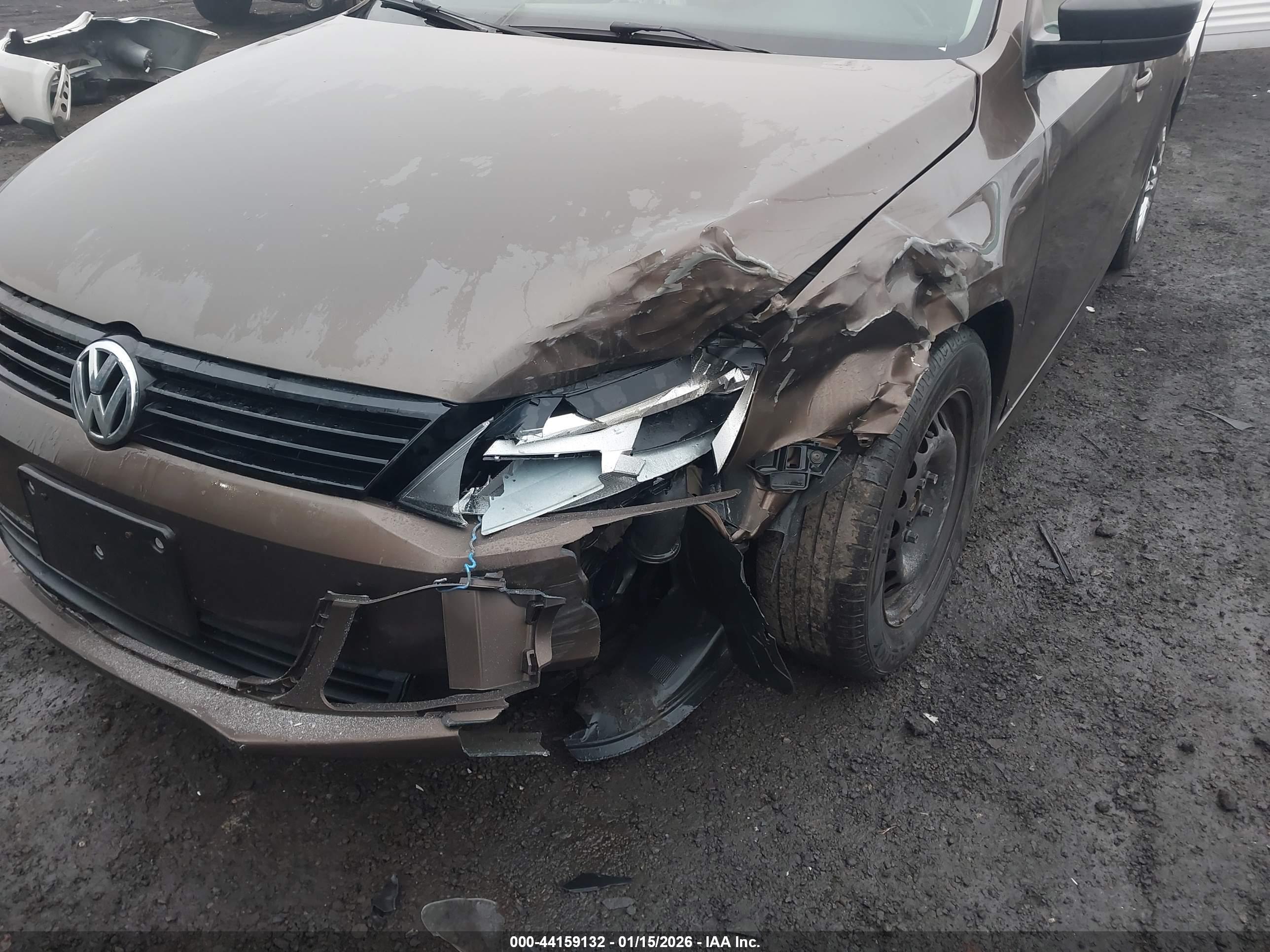 VOLKSWAGEN JETTA image 6
