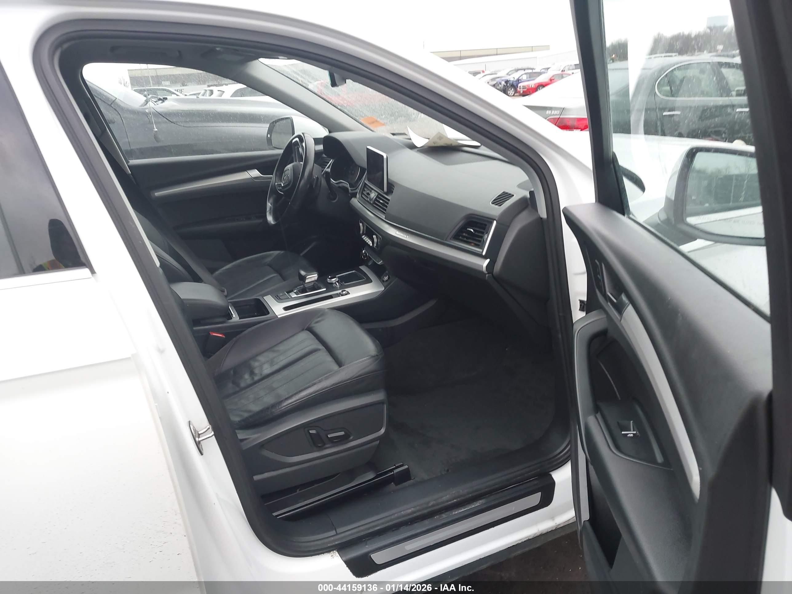 AUDI Q5 image 5