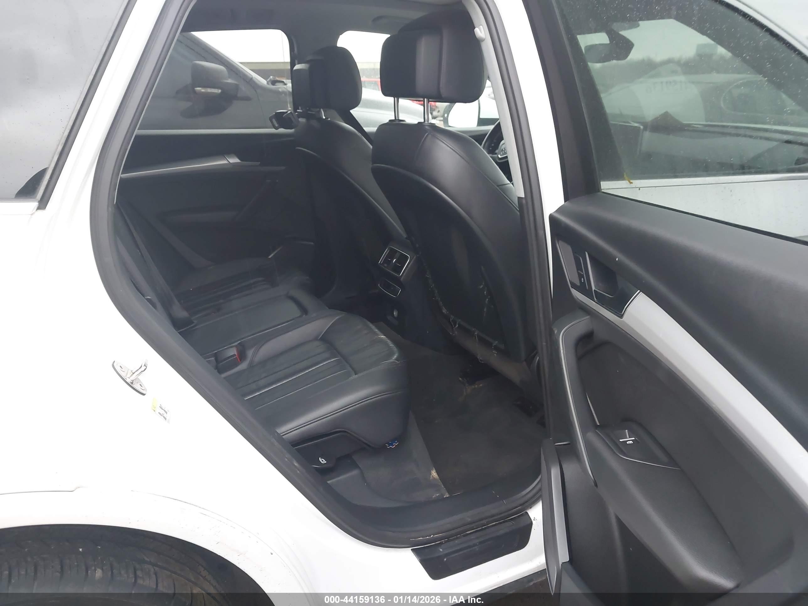 AUDI Q5 image 8