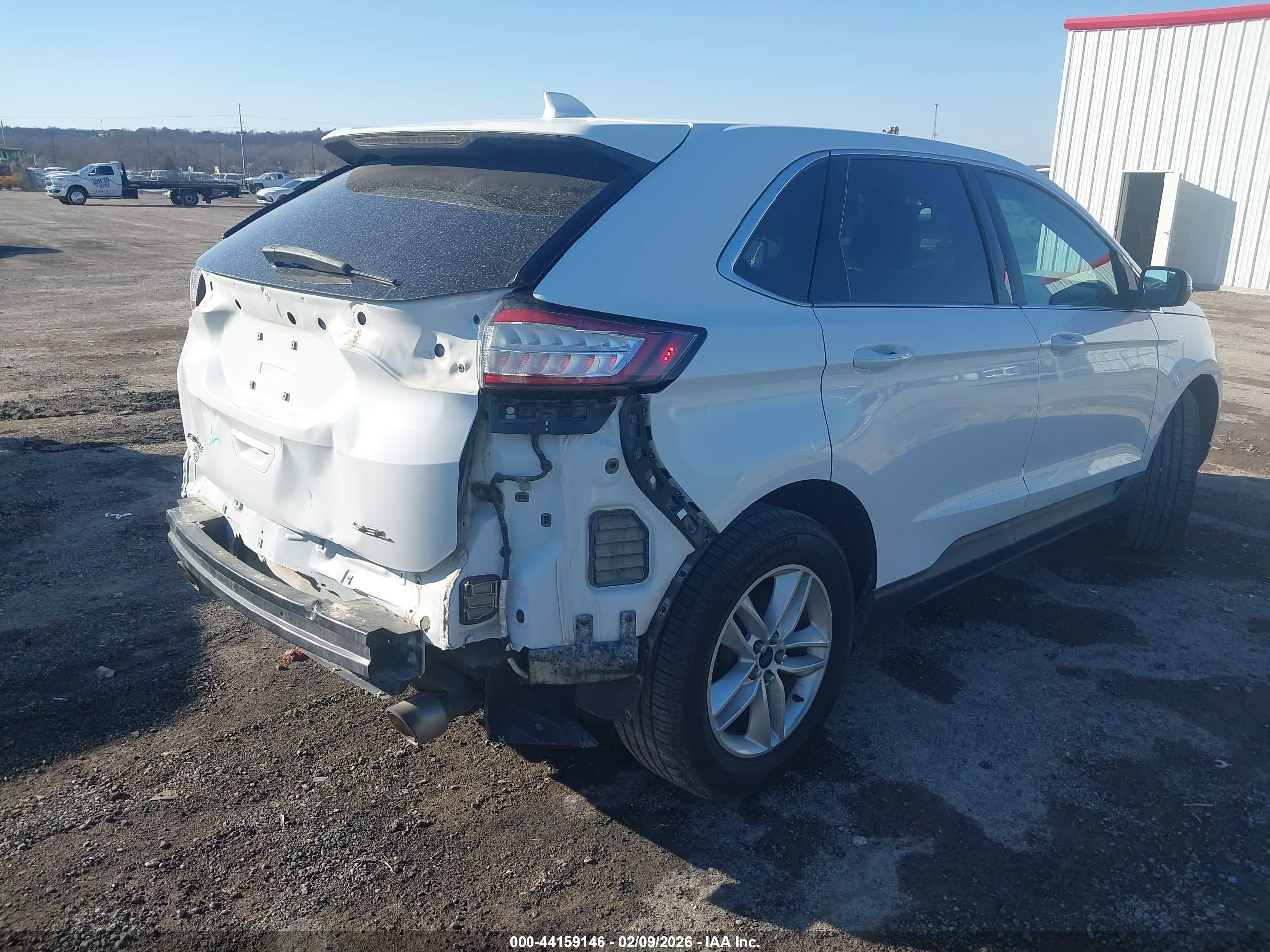 FORD EDGE image 4