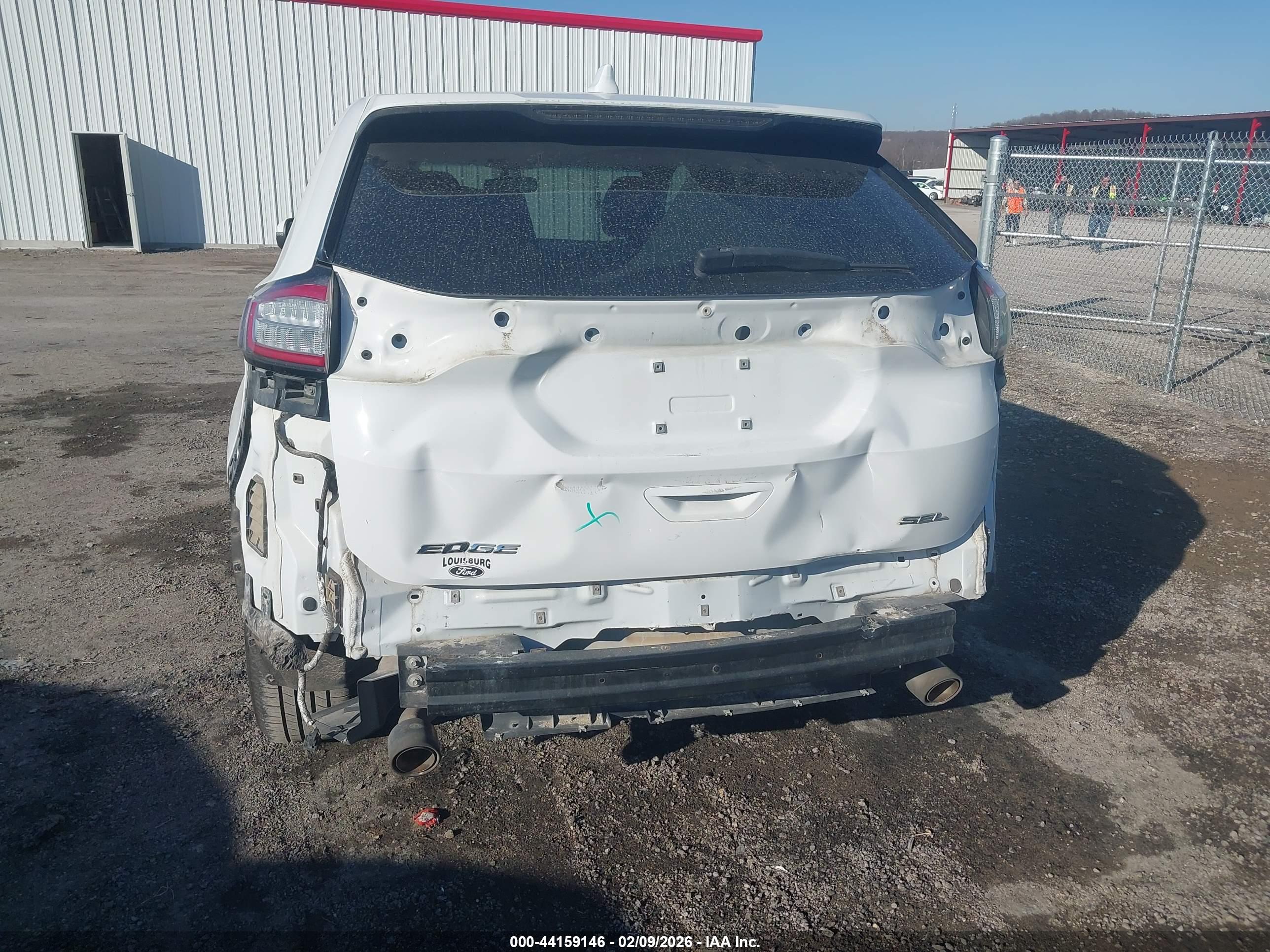 FORD EDGE image 6