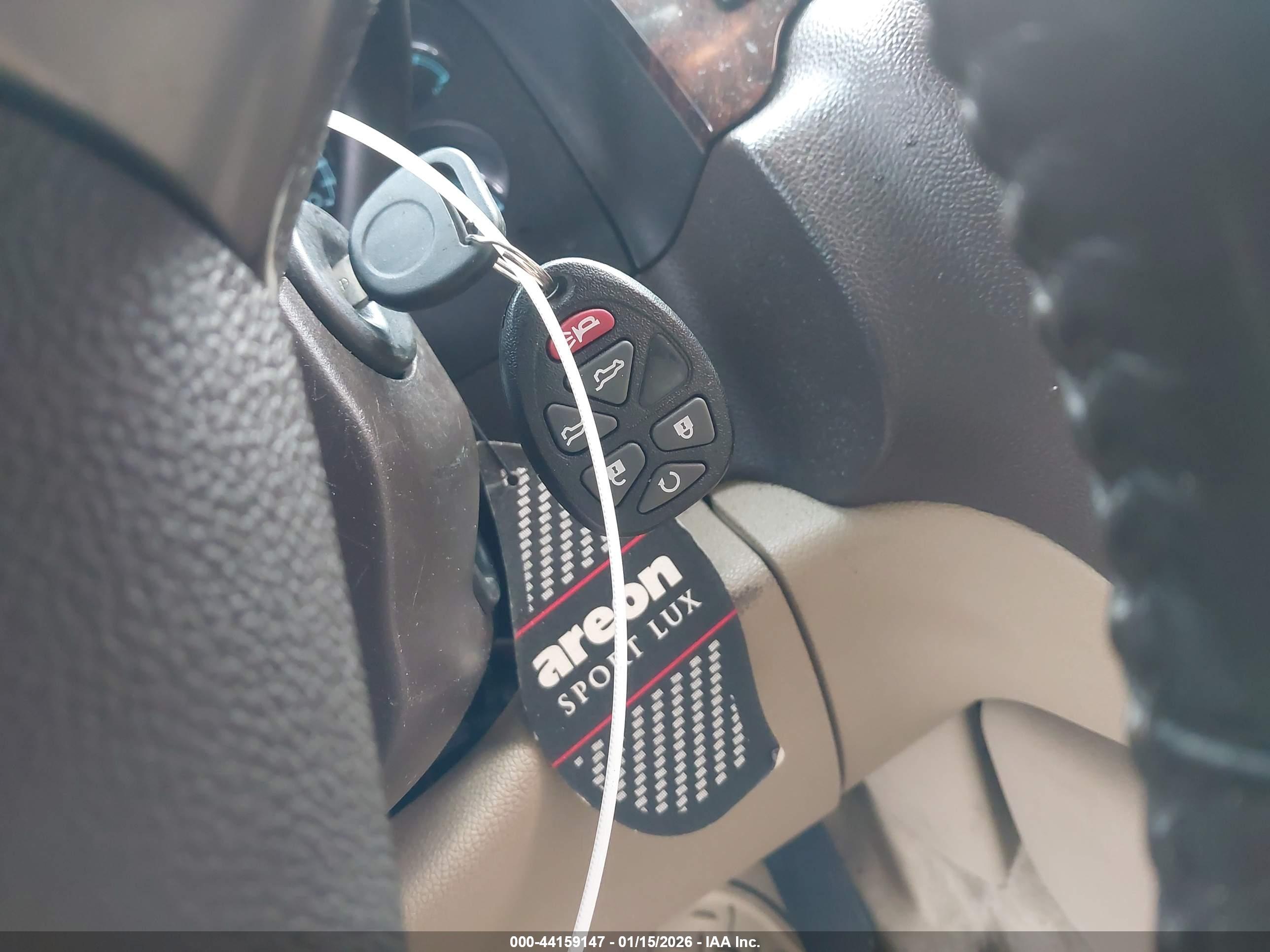 GMC YUKON image 11