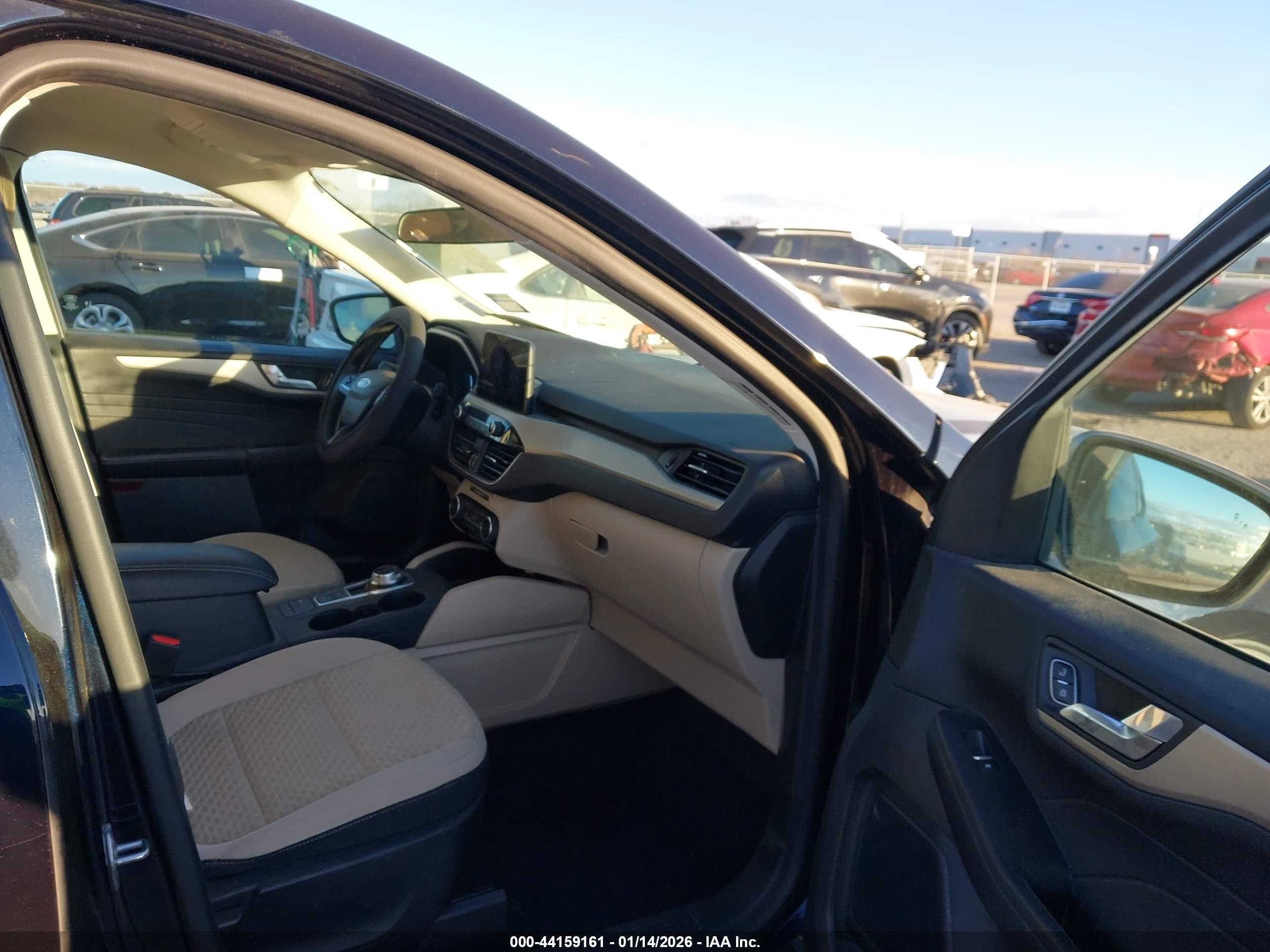 FORD ESCAPE image 5