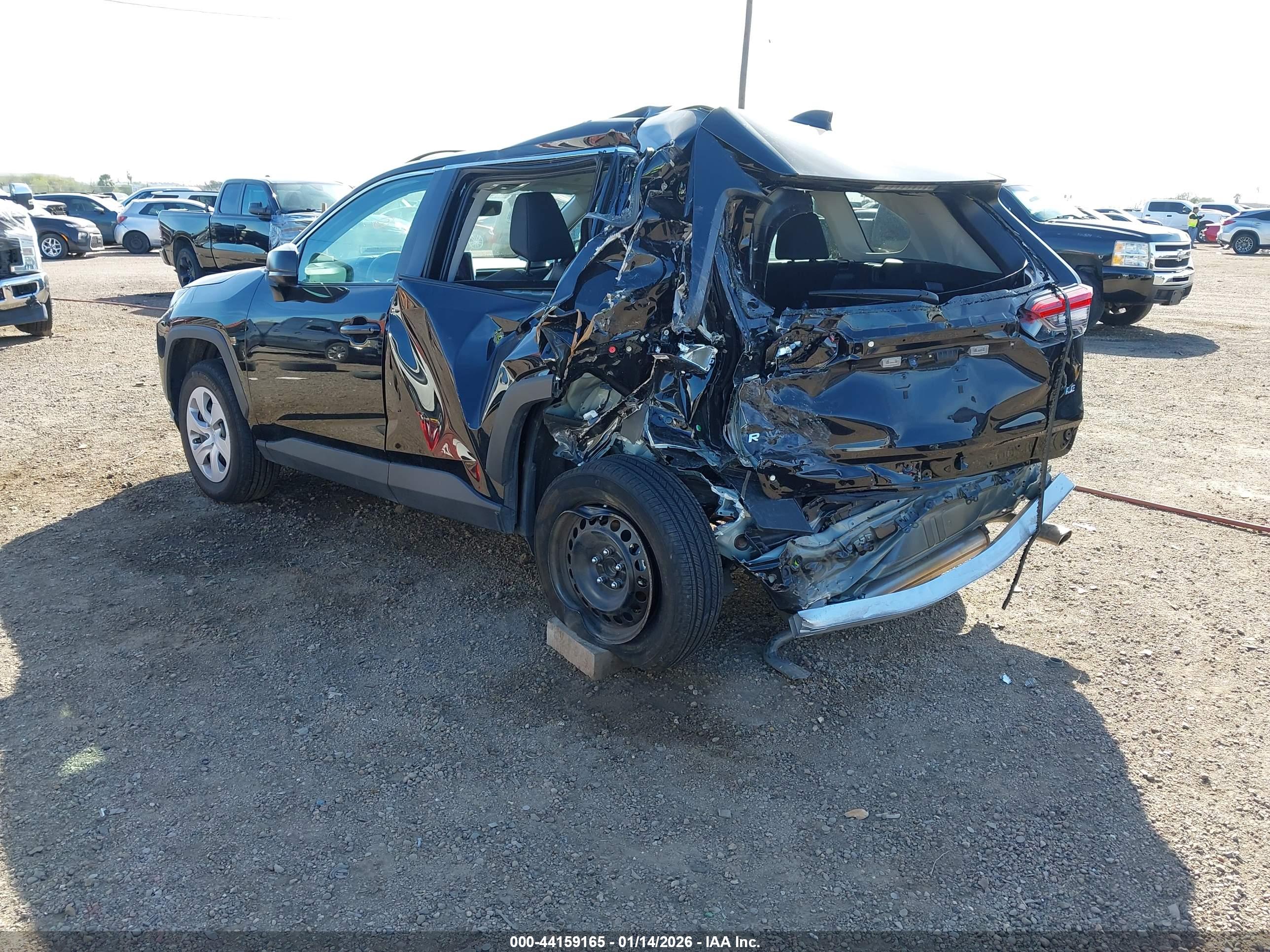 TOYOTA RAV4 image 3