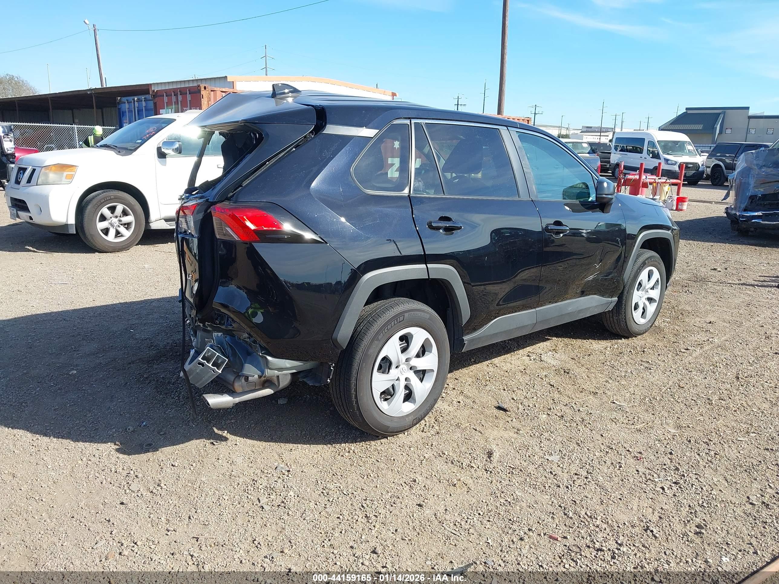 TOYOTA RAV4 image 4