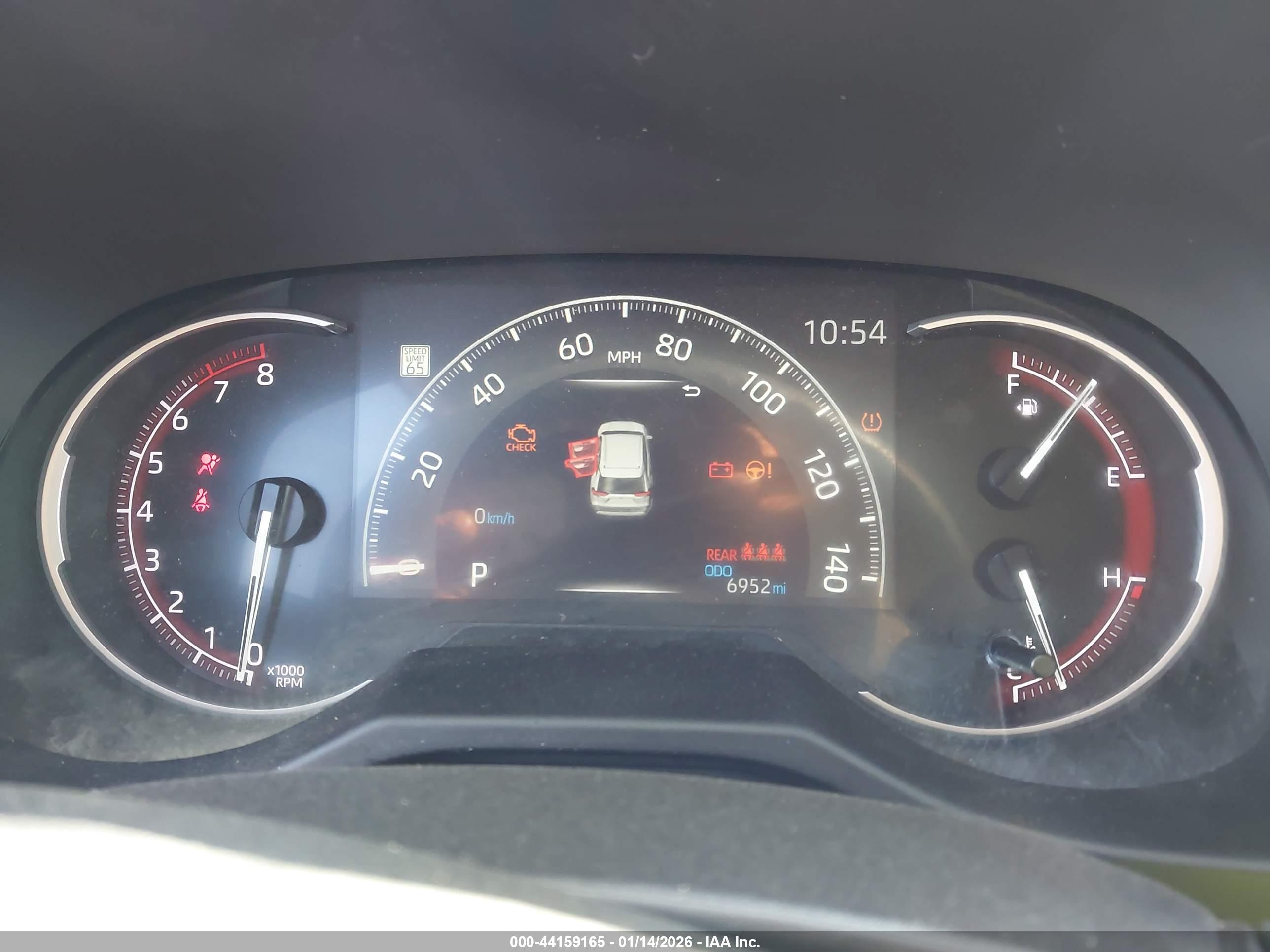 TOYOTA RAV4 image 7