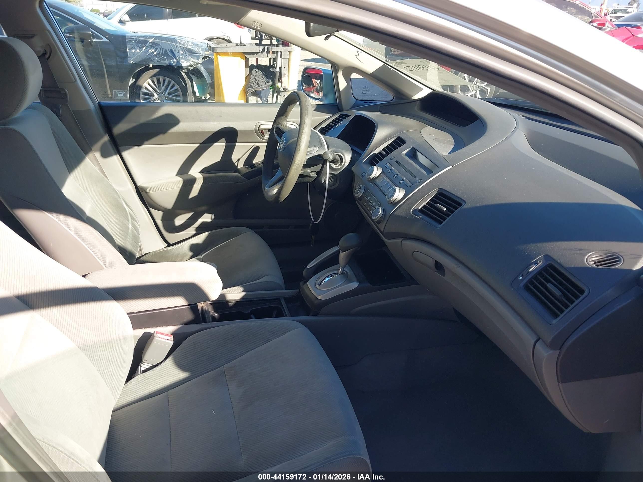 HONDA CIVIC image 5