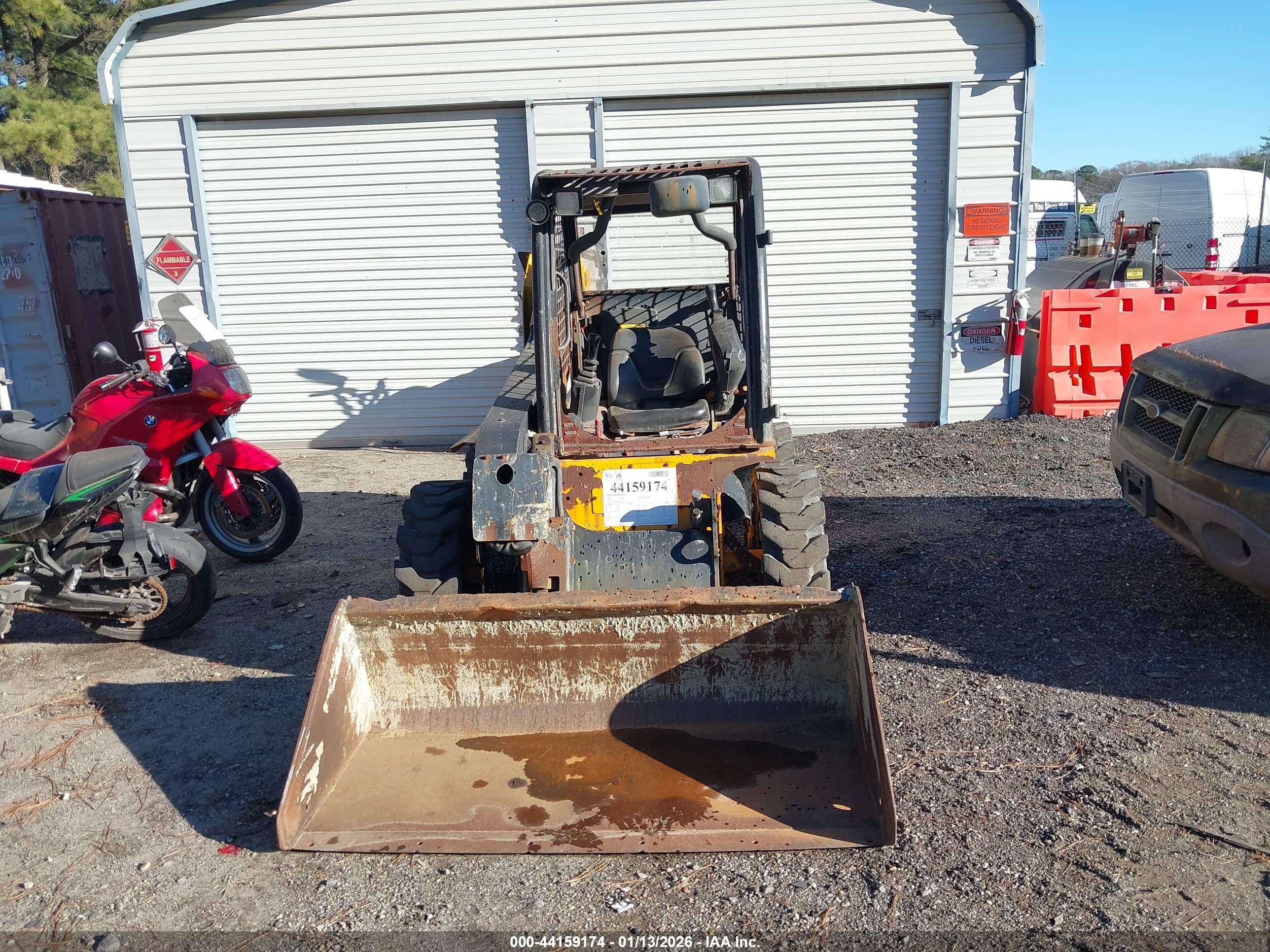 JCB SKIDSTEER image 6