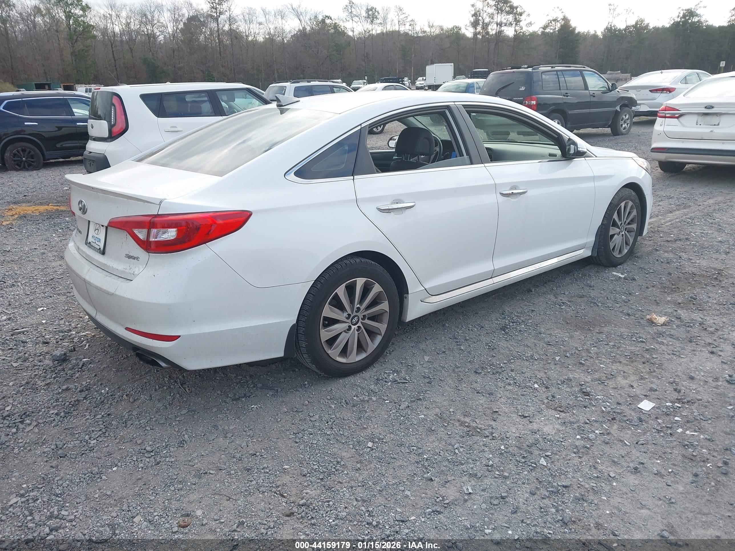 HYUNDAI SONATA image 4