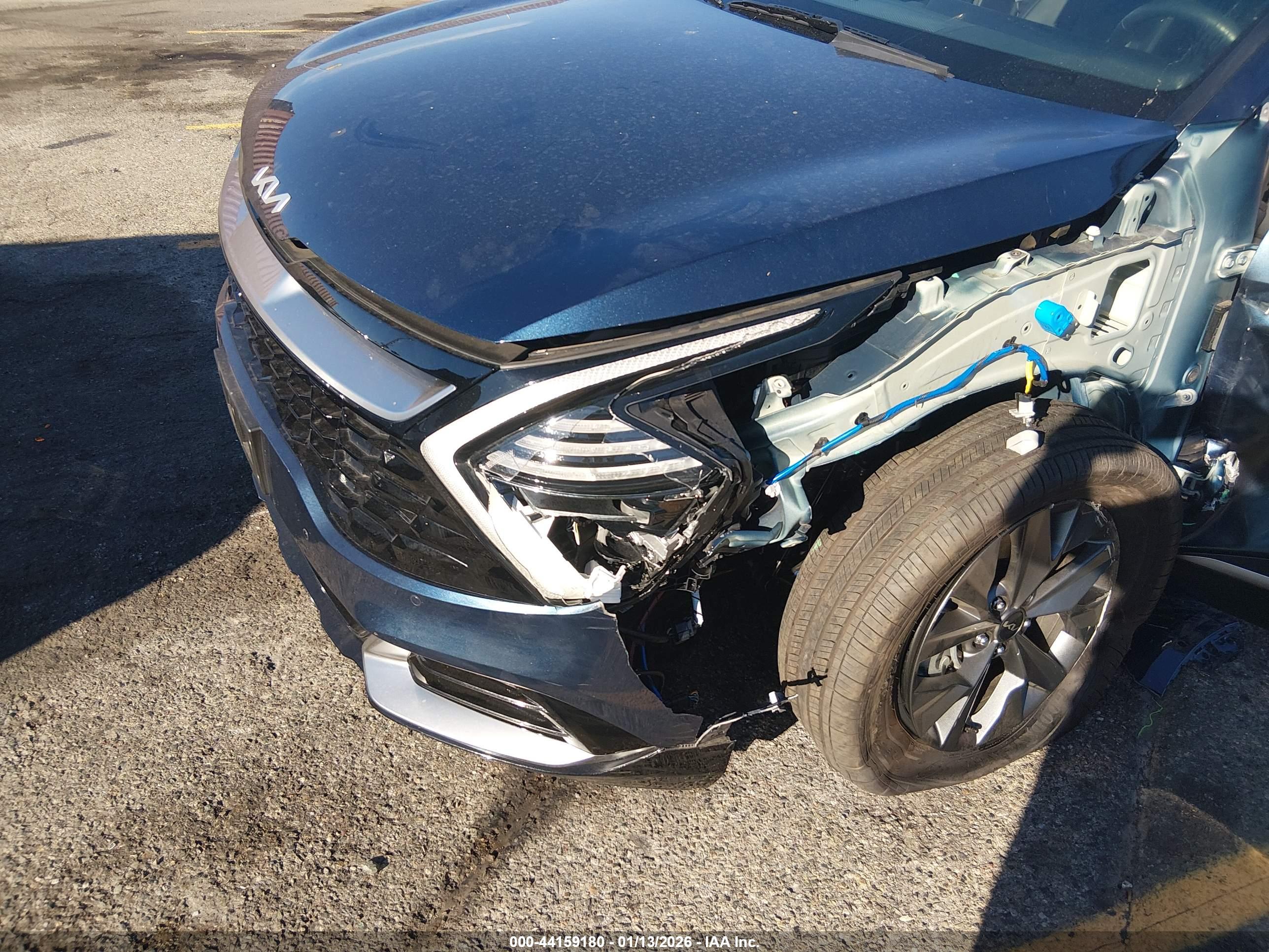 KIA SPORTAGE image 6