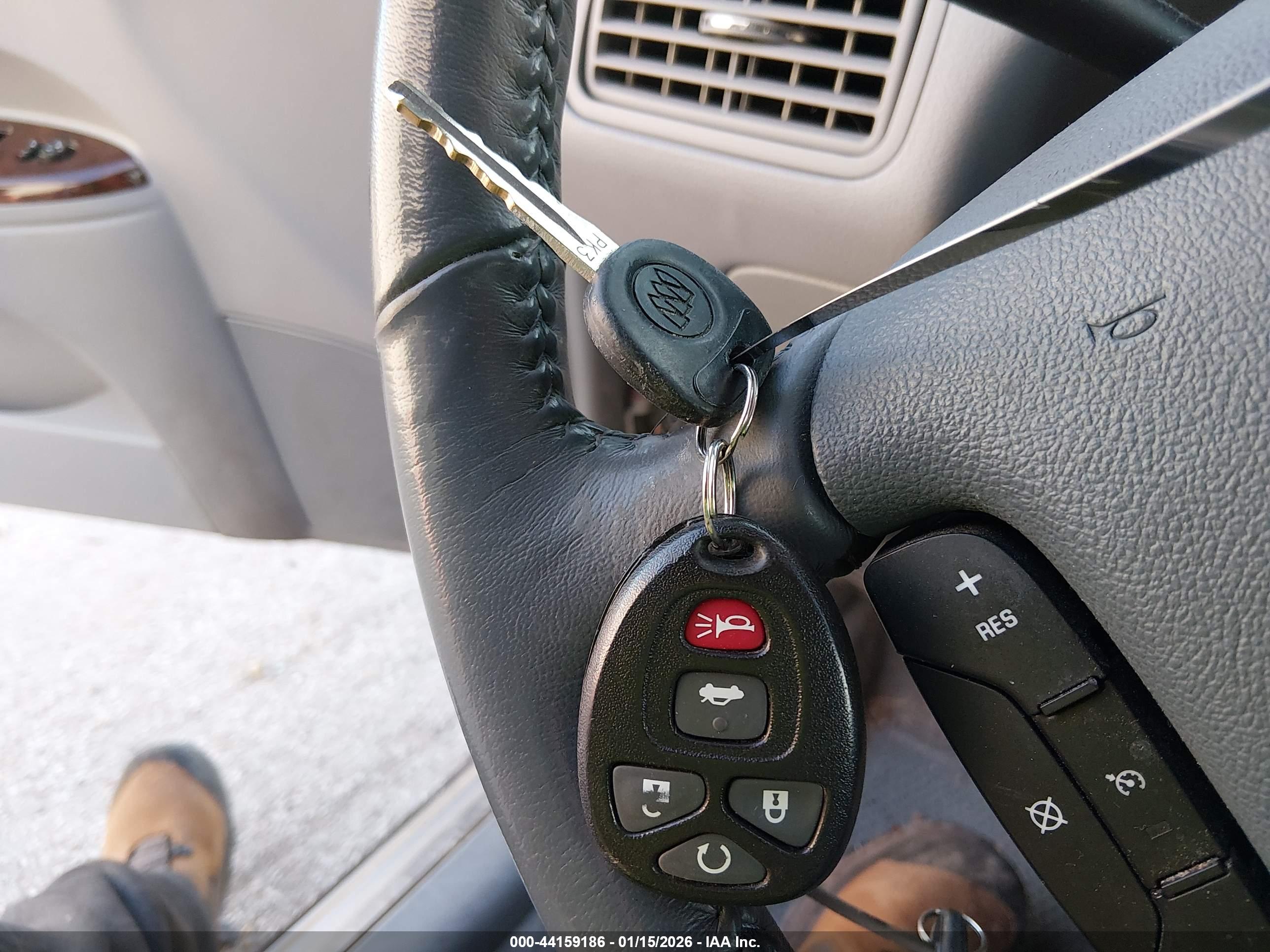 BUICK LACROSSE image 11