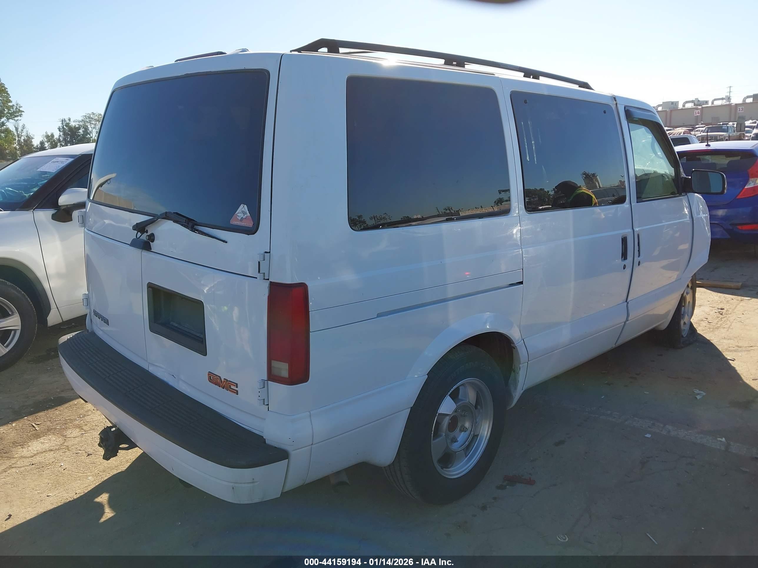 GMC SAFARI image 4