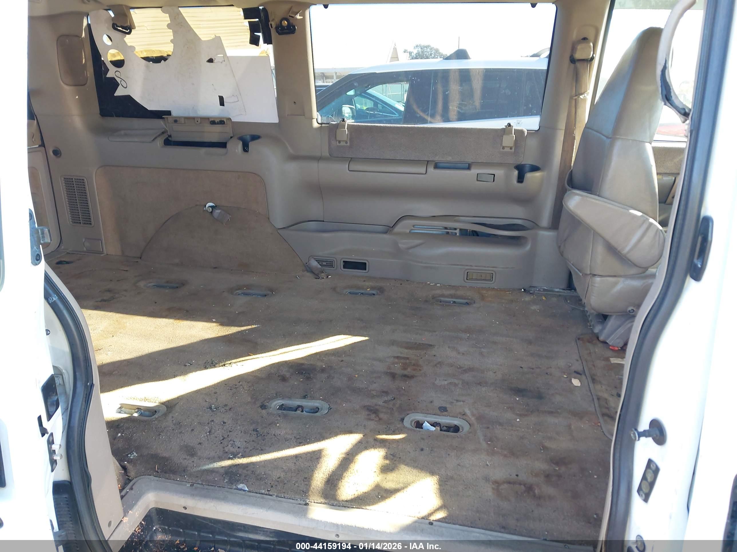 GMC SAFARI image 8