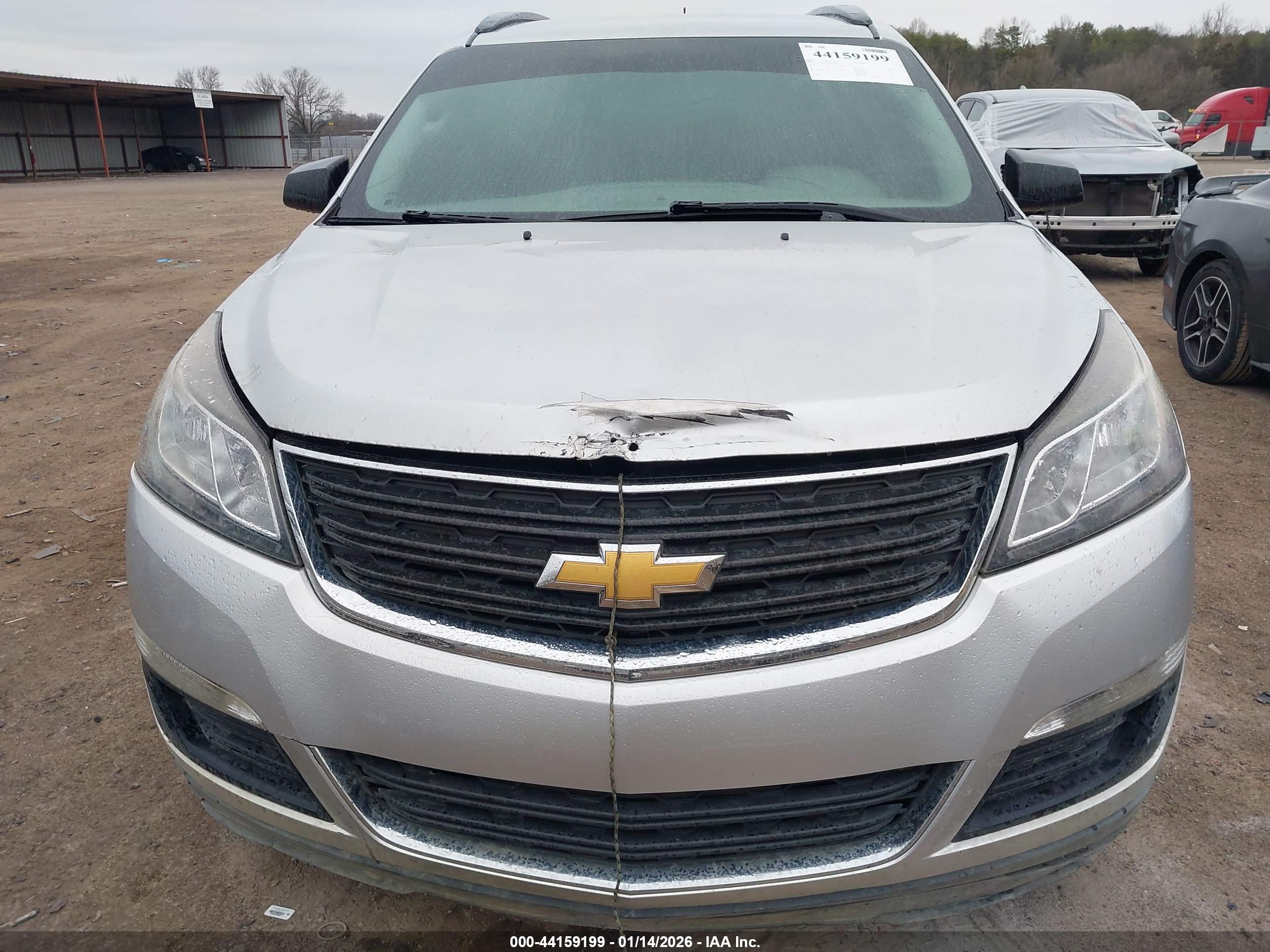 CHEVROLET TRAVERSE image 6