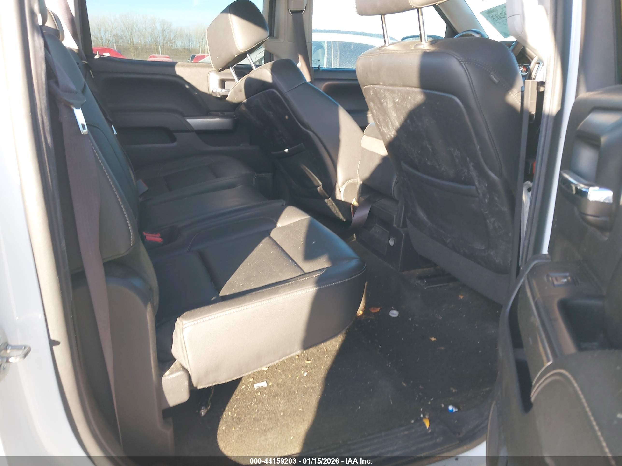 CHEVROLET SILVERADO image 8