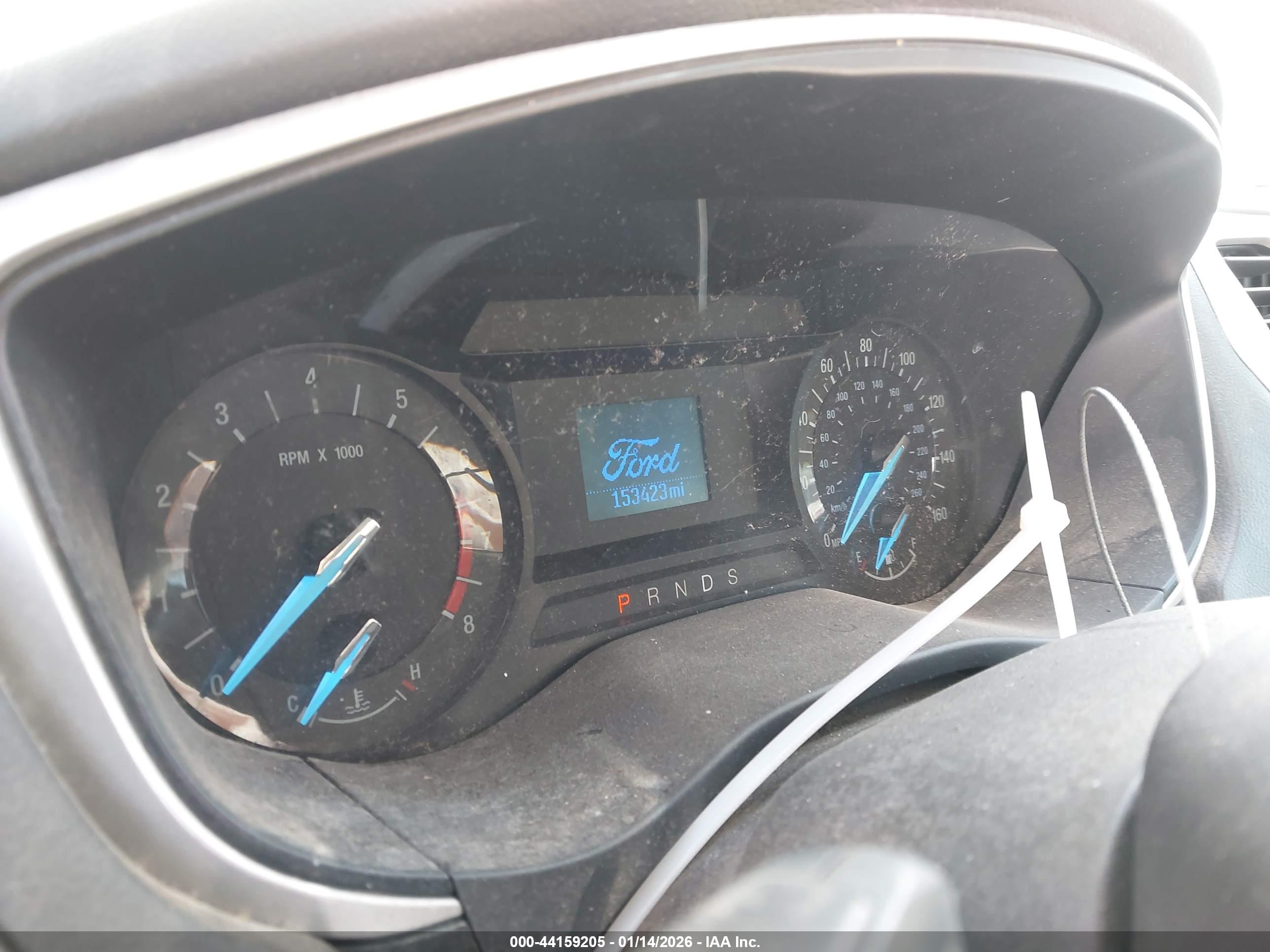 FORD FUSION image 7