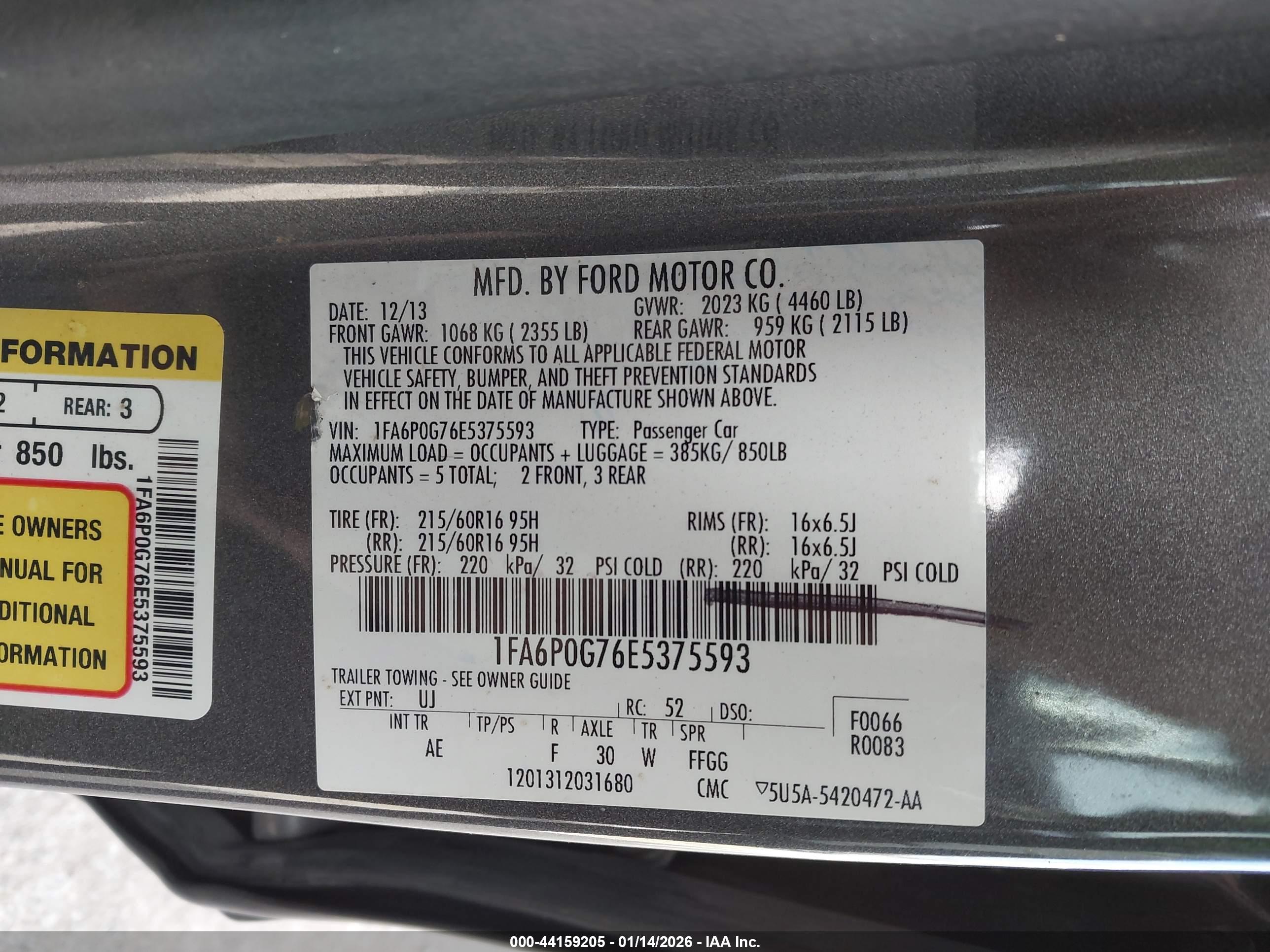 FORD FUSION image 9
