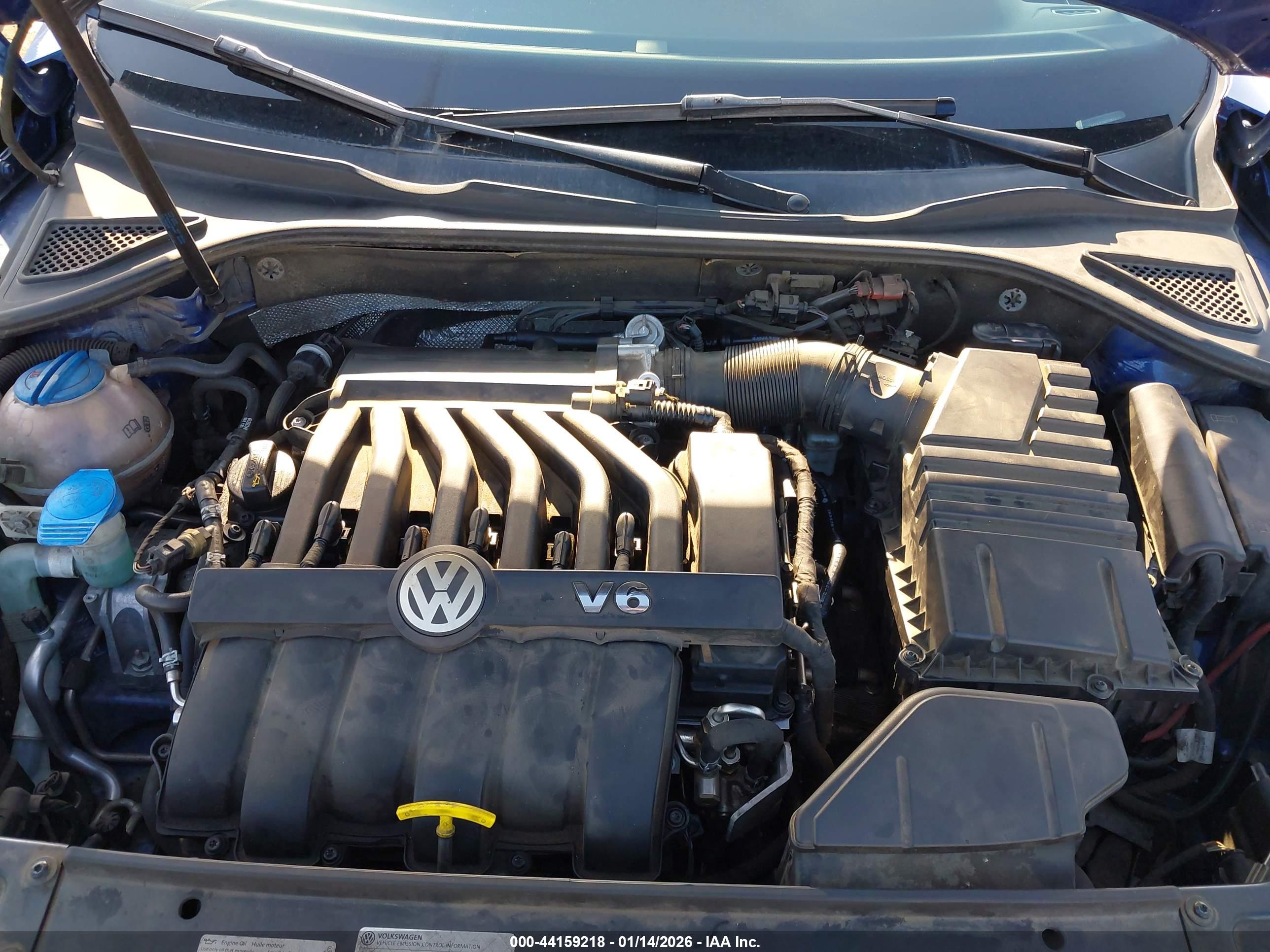 VOLKSWAGEN PASSAT image 10