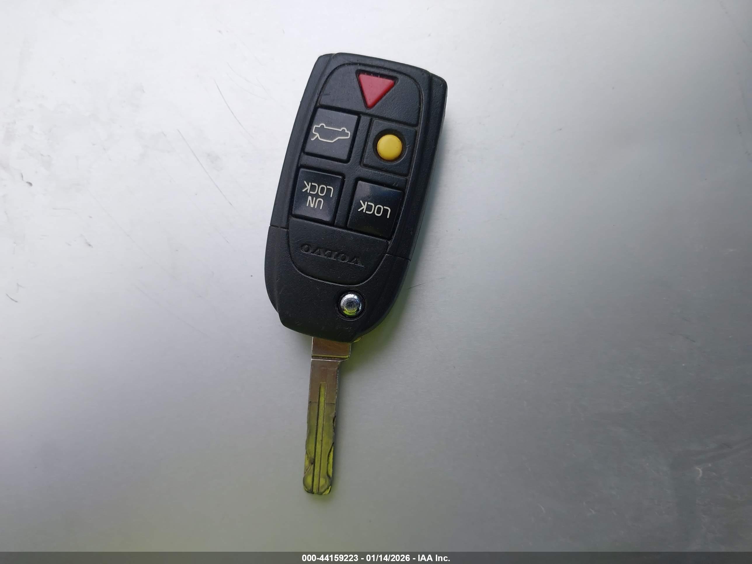 VOLVO S80 image 11