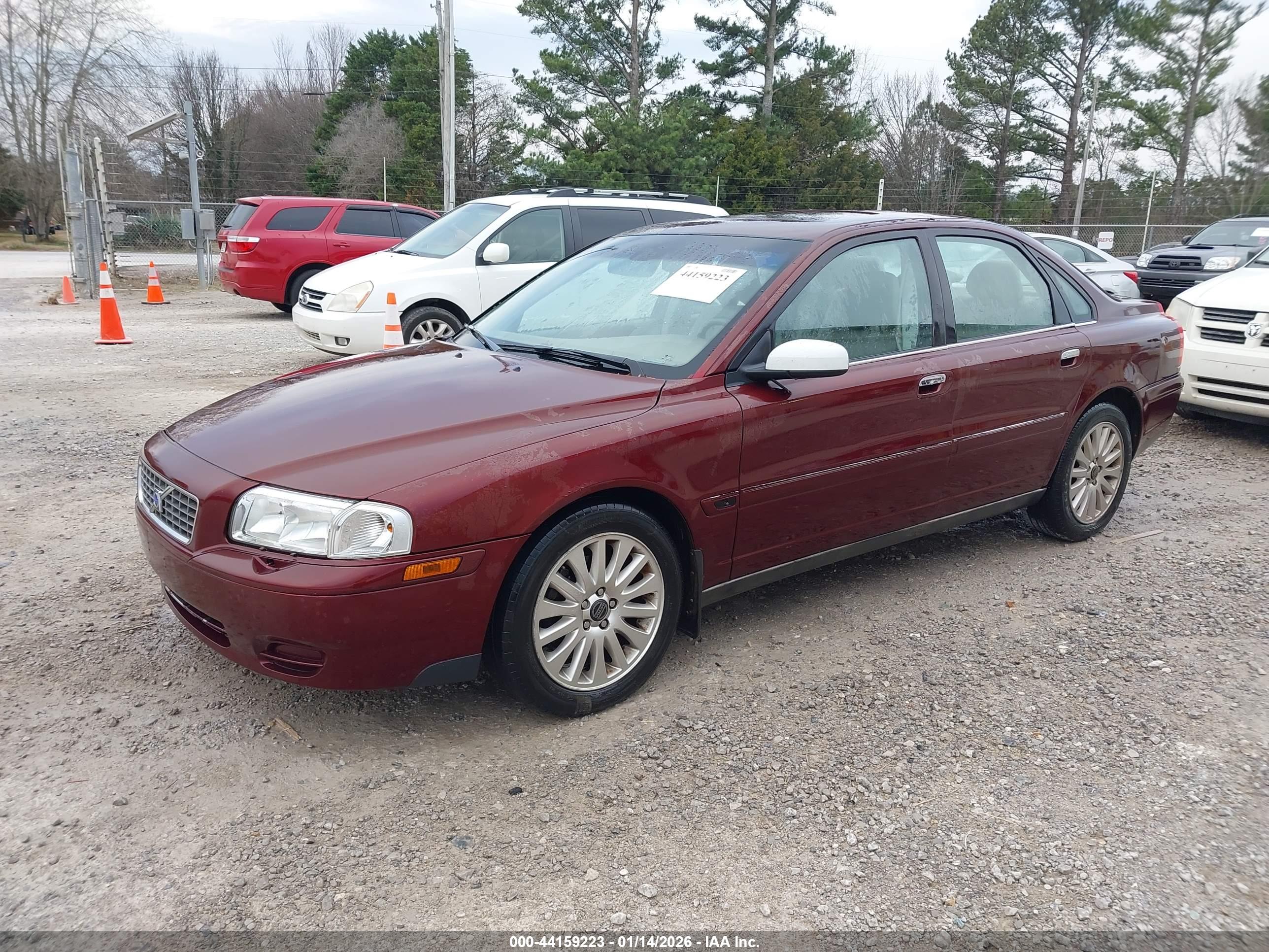 VOLVO S80 image 2