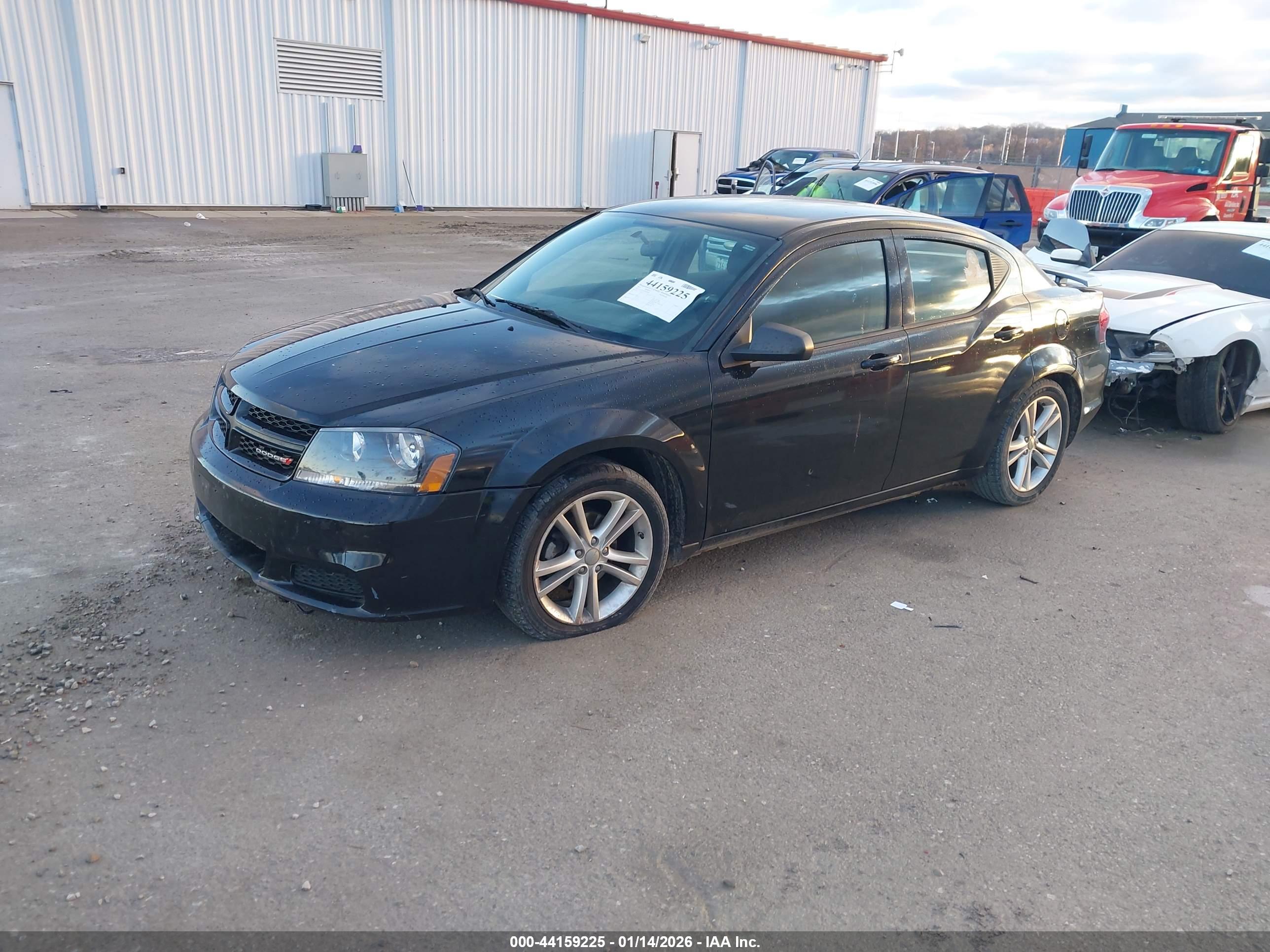 DODGE AVENGER image 2