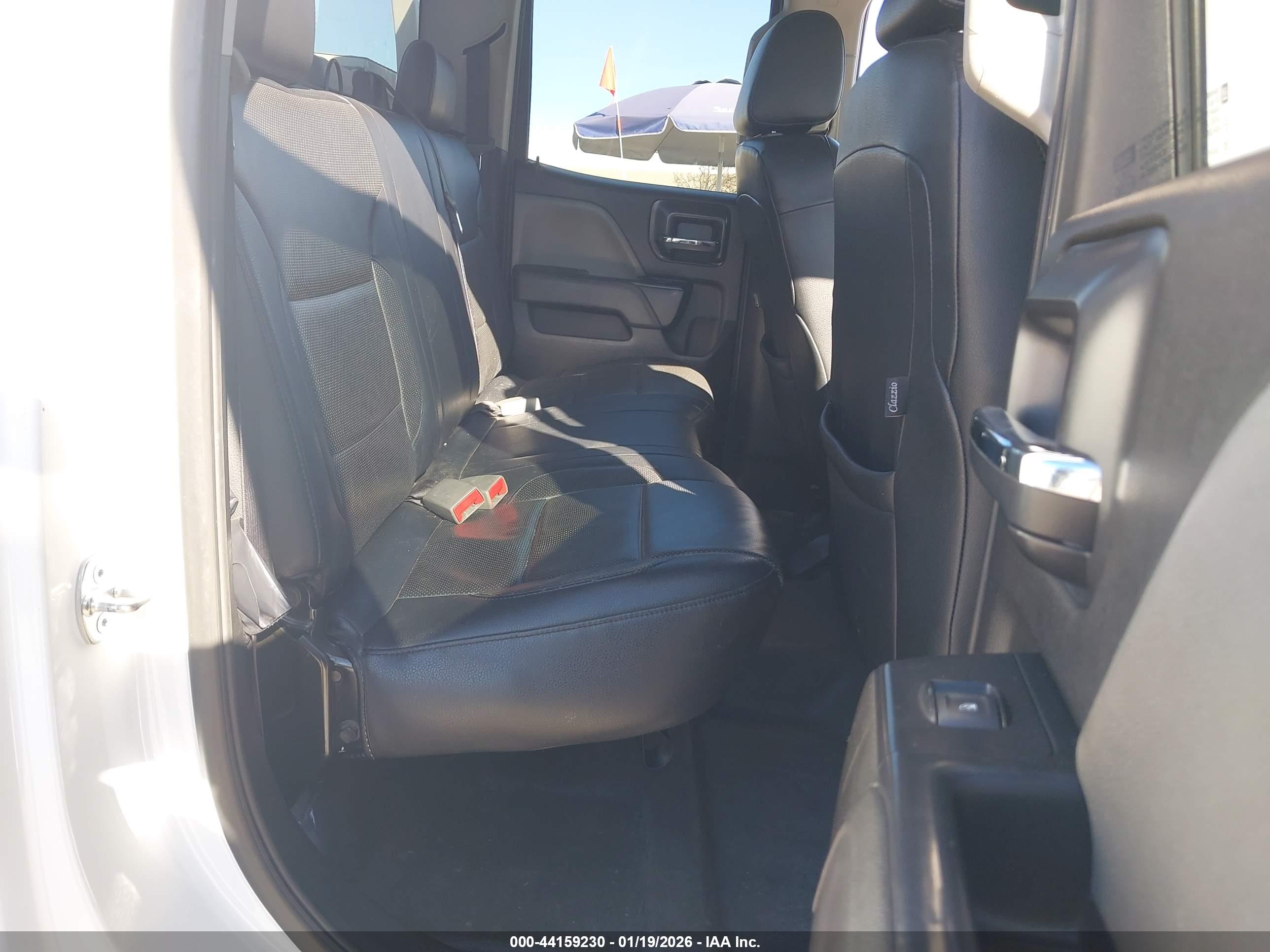 CHEVROLET SILVERADO image 8