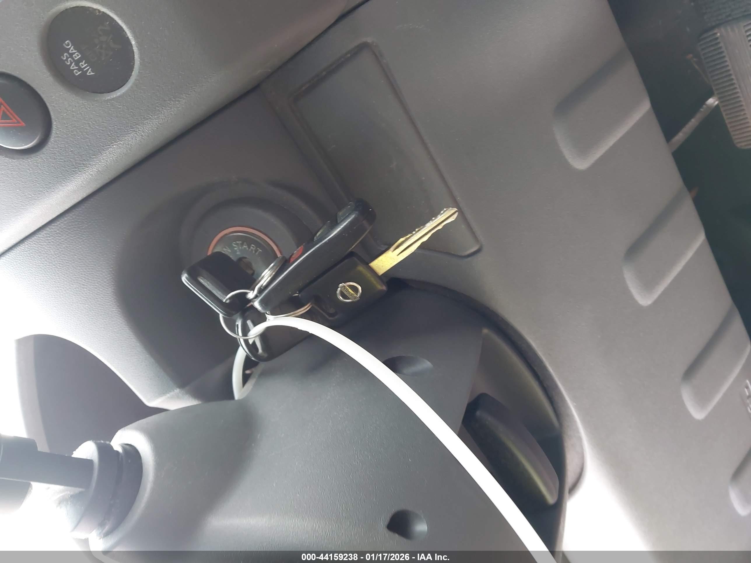 NISSAN FRONTIER image 11