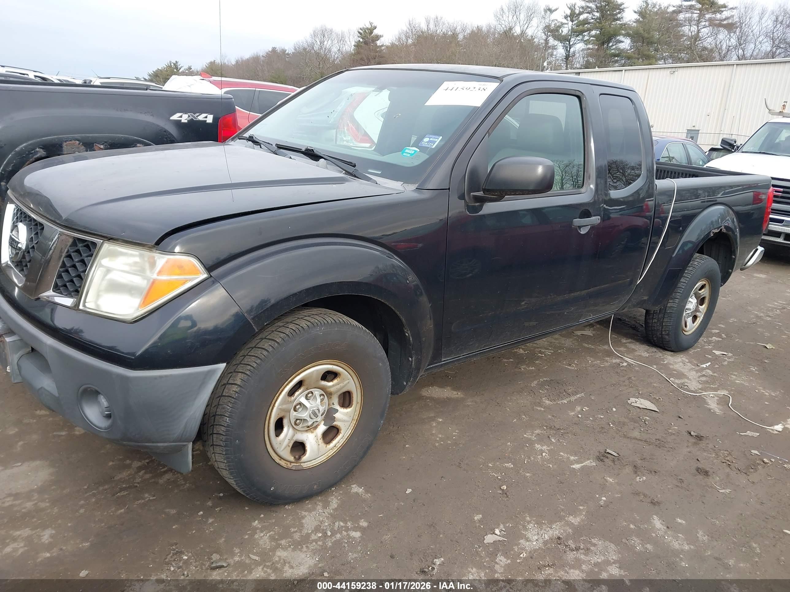 NISSAN FRONTIER image 2