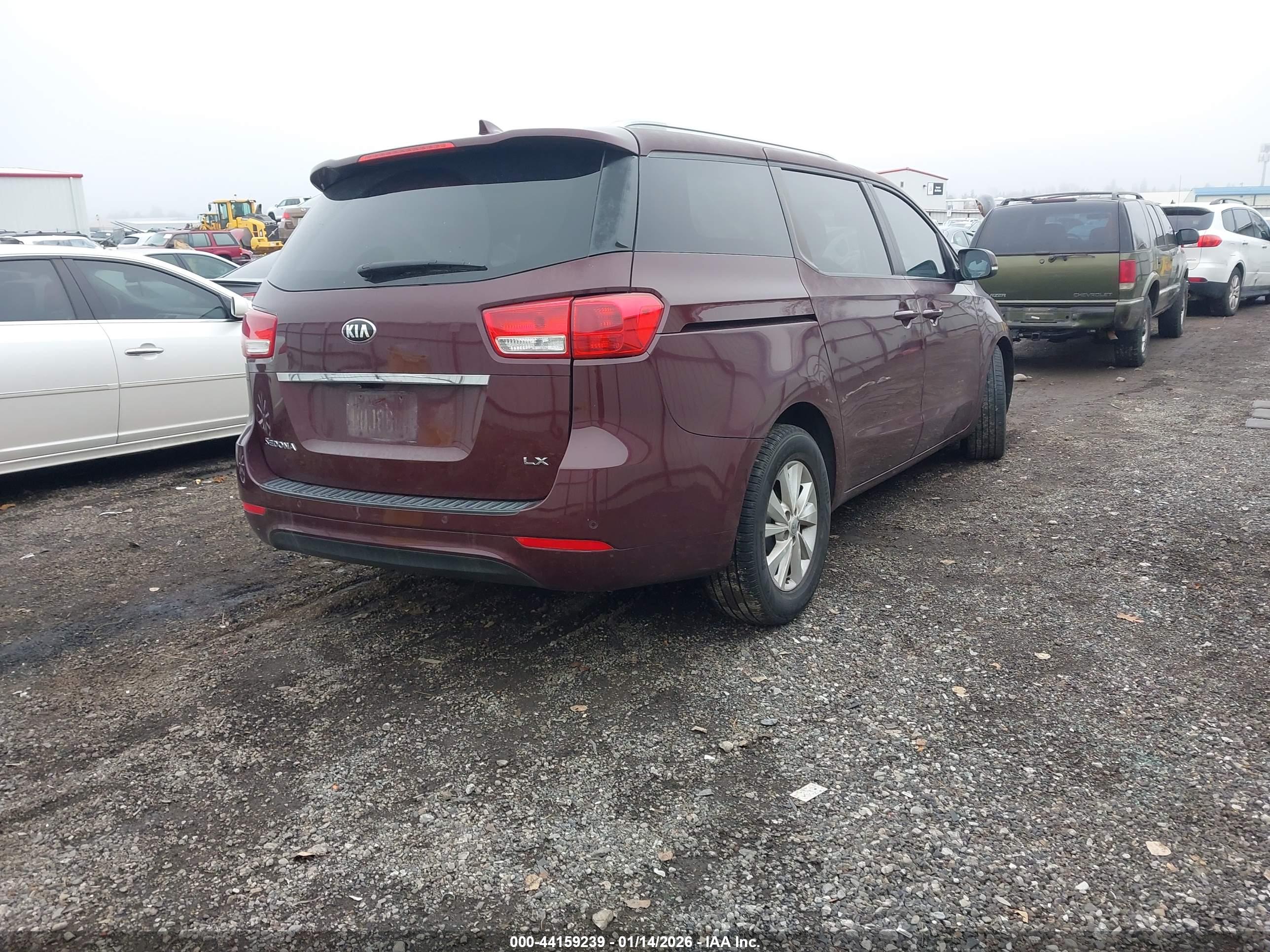 KIA SEDONA image 4