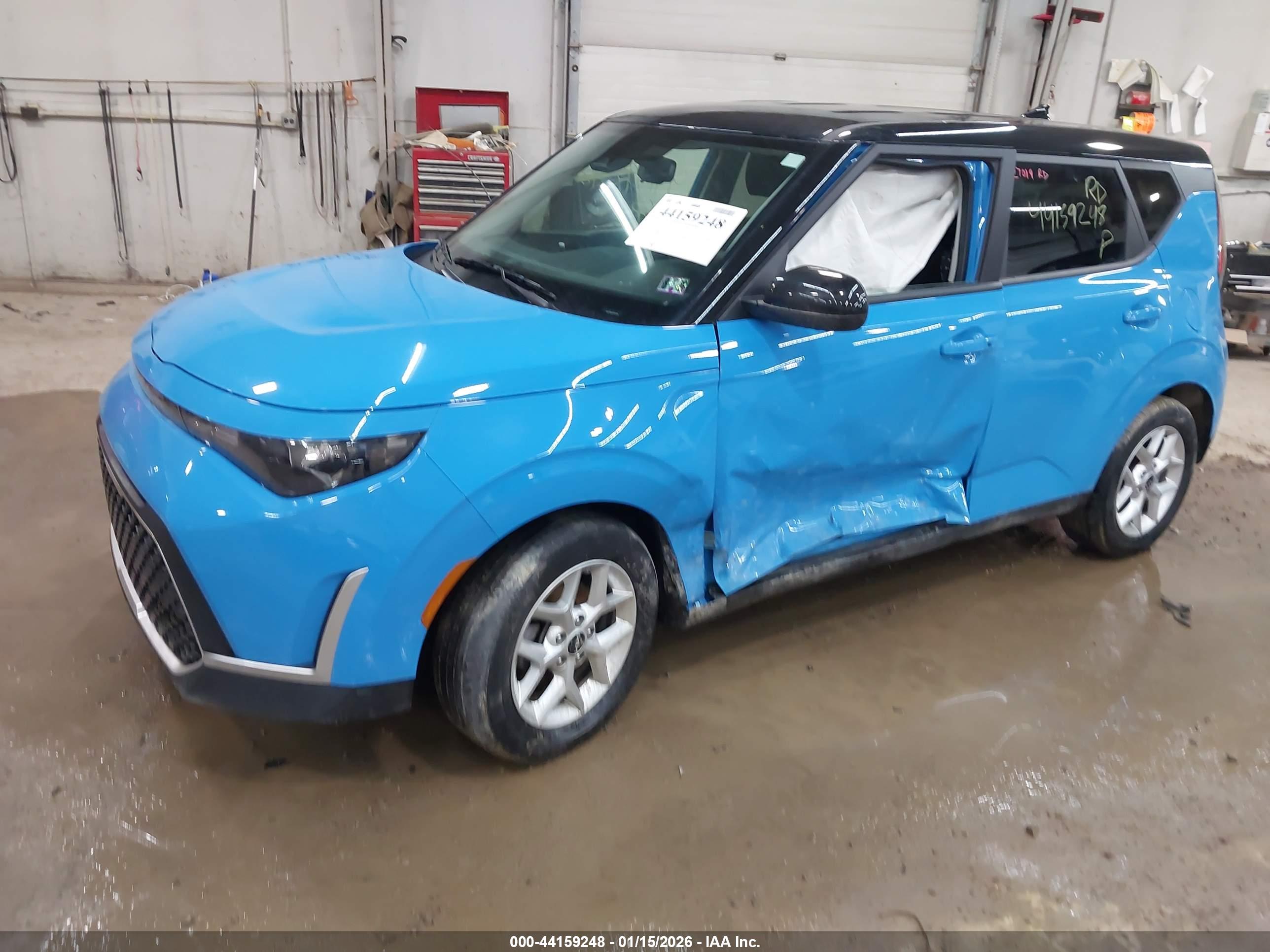 KIA SOUL image 2