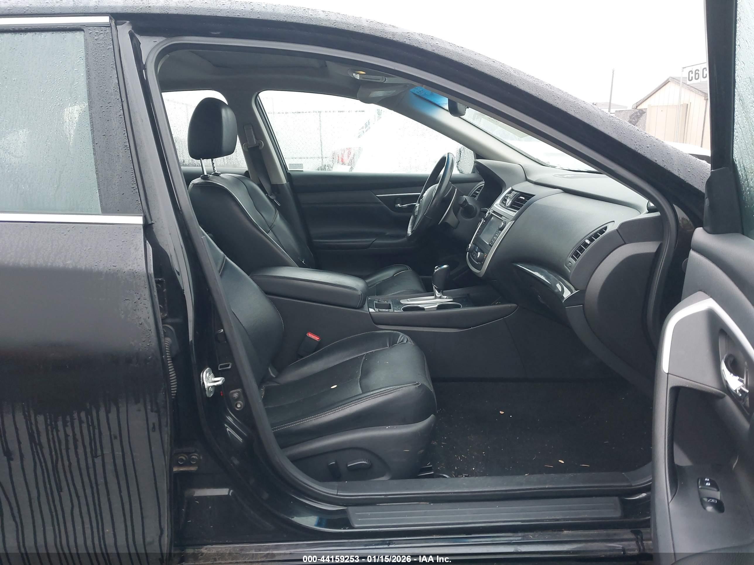 NISSAN ALTIMA image 5