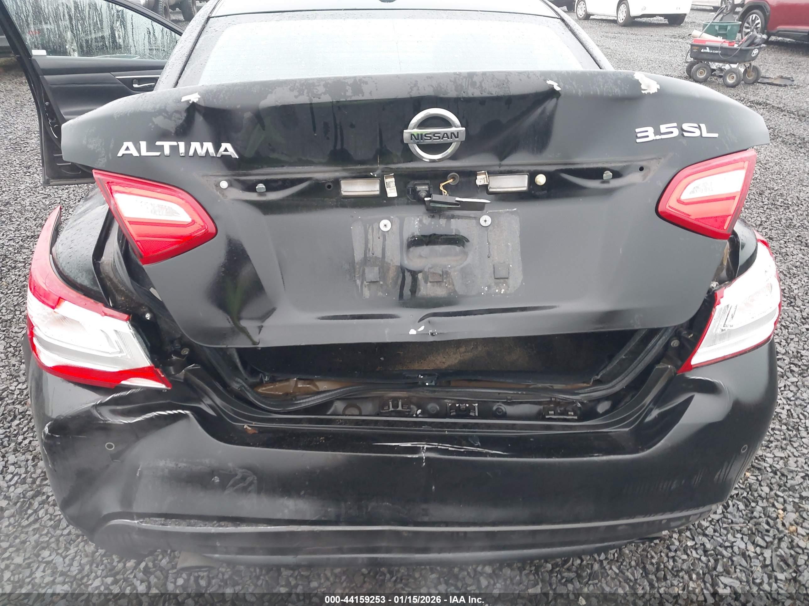 NISSAN ALTIMA image 6