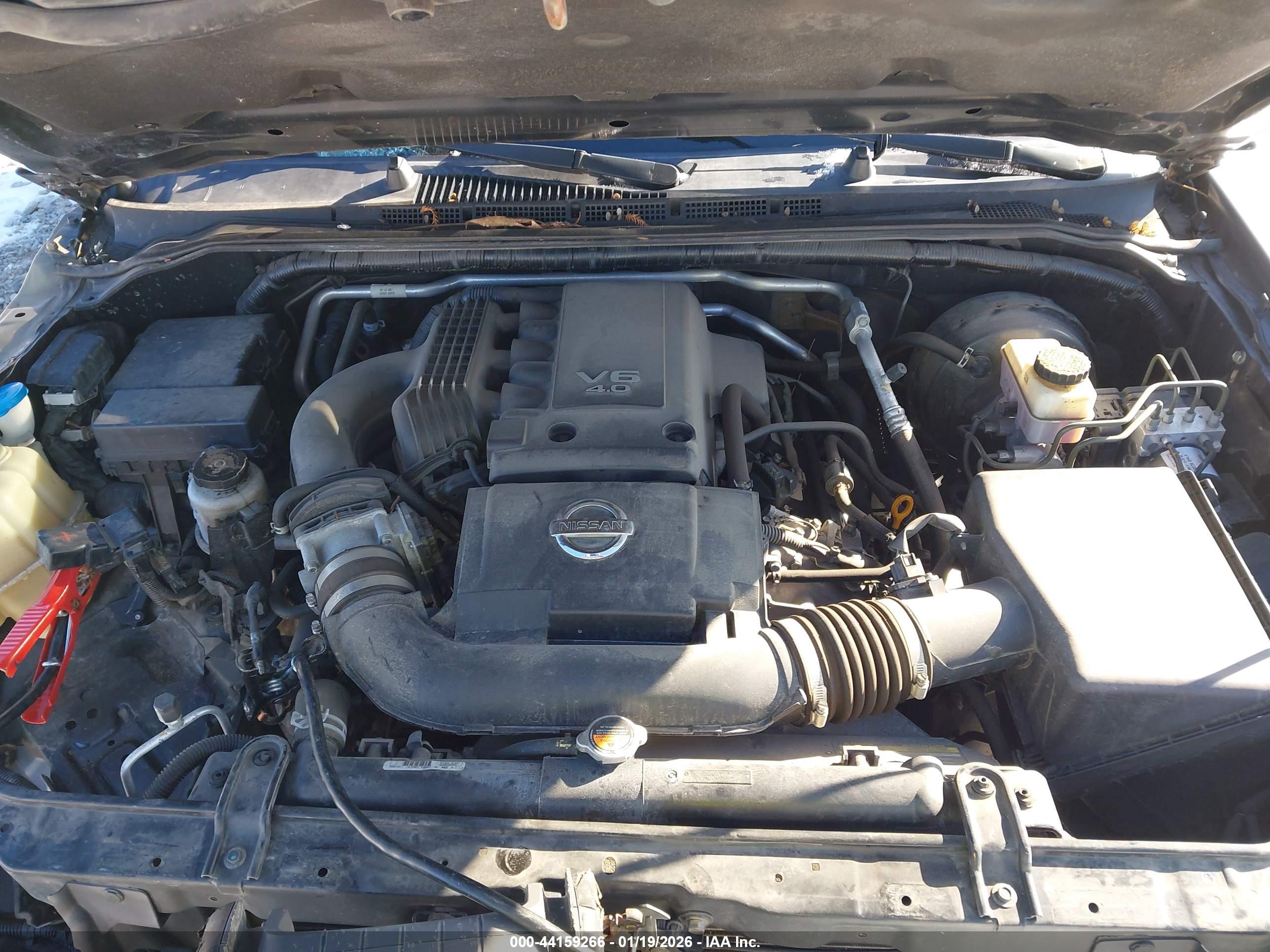 NISSAN FRONTIER image 10