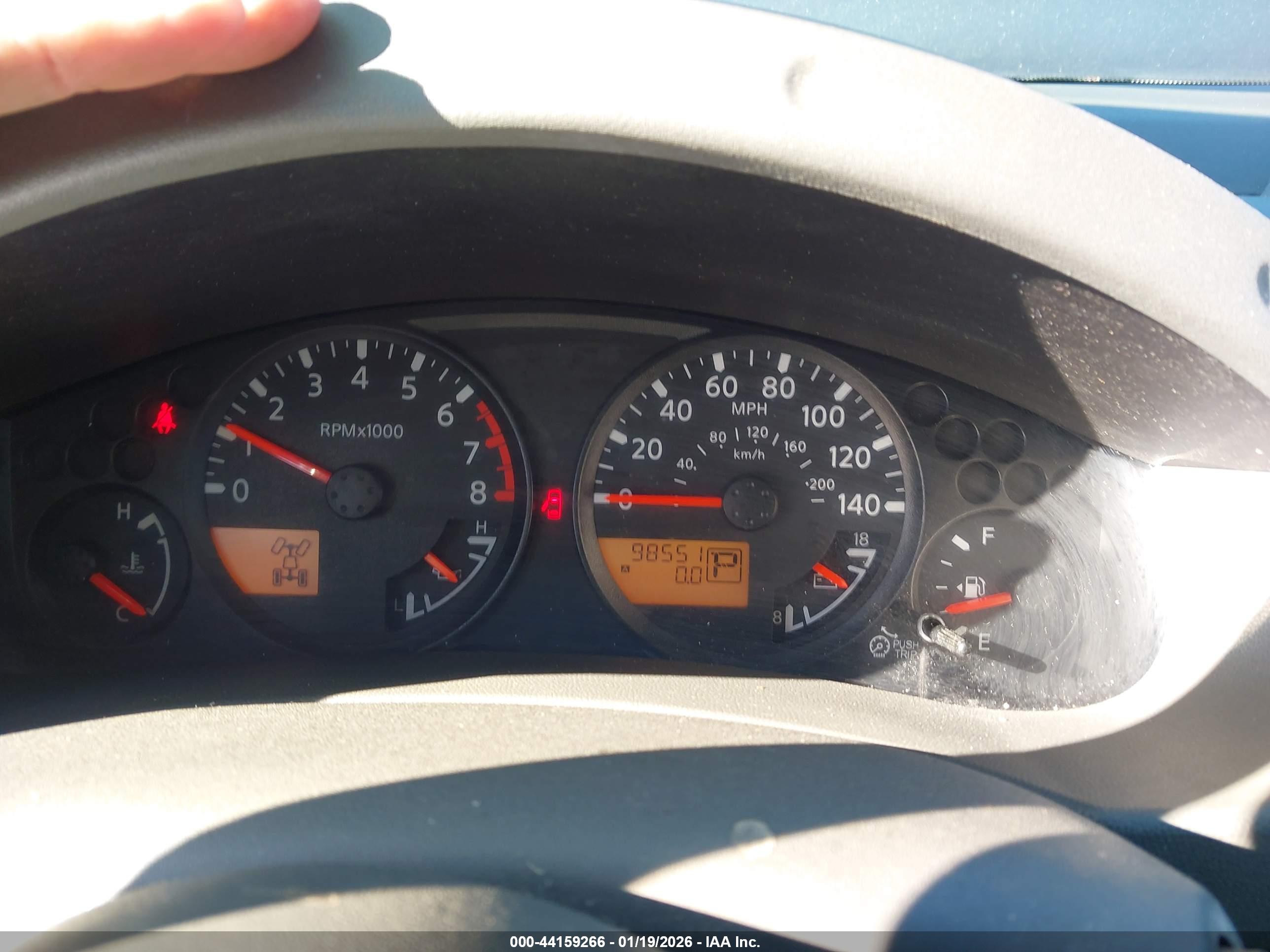 NISSAN FRONTIER image 7