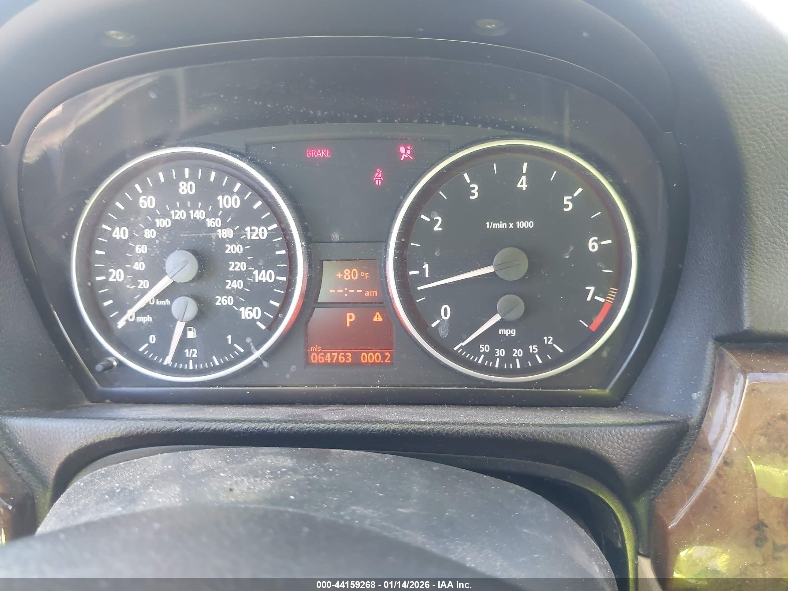 BMW 325I image 7
