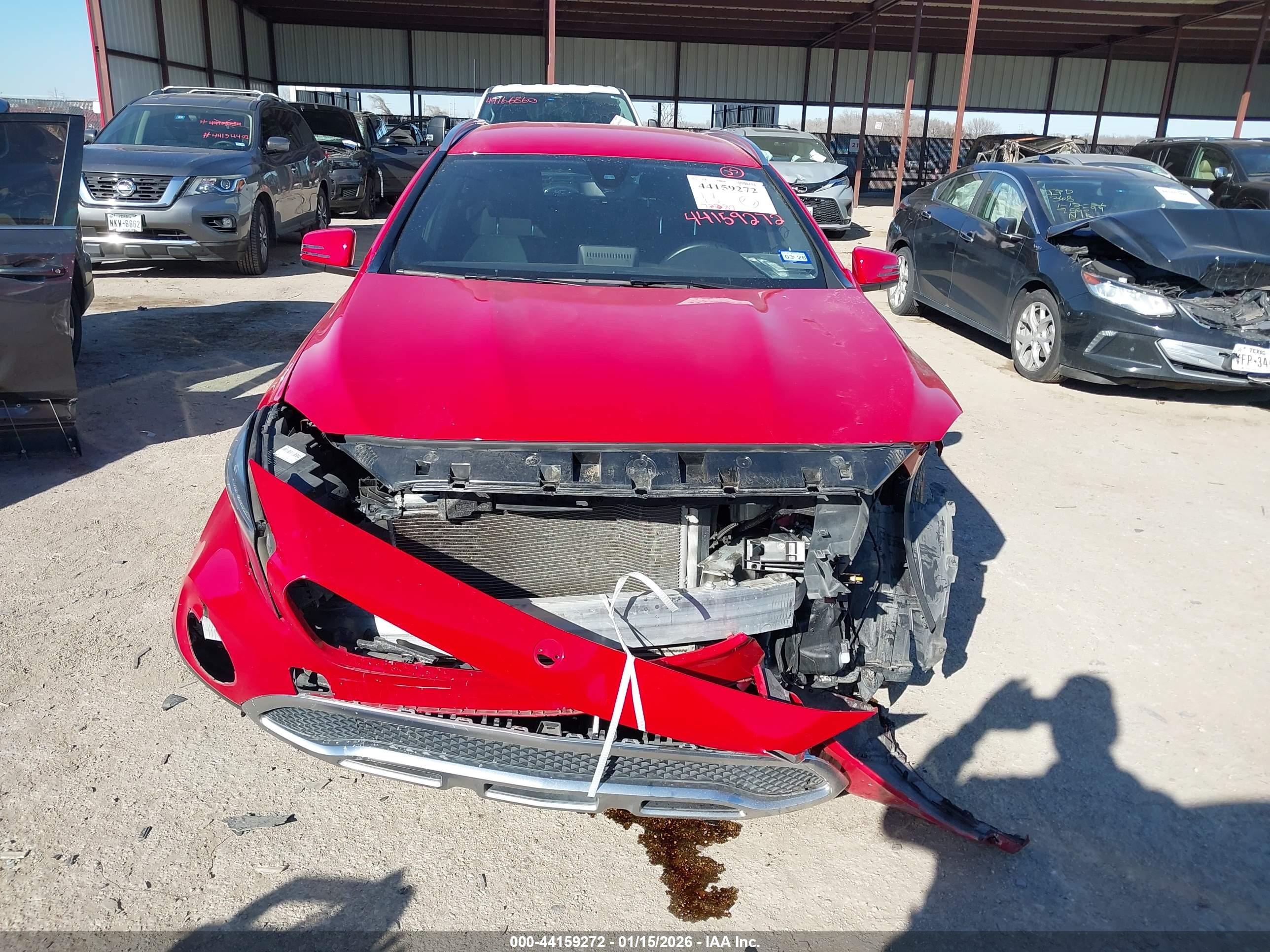 MERCEDES-BENZ GLA image 6