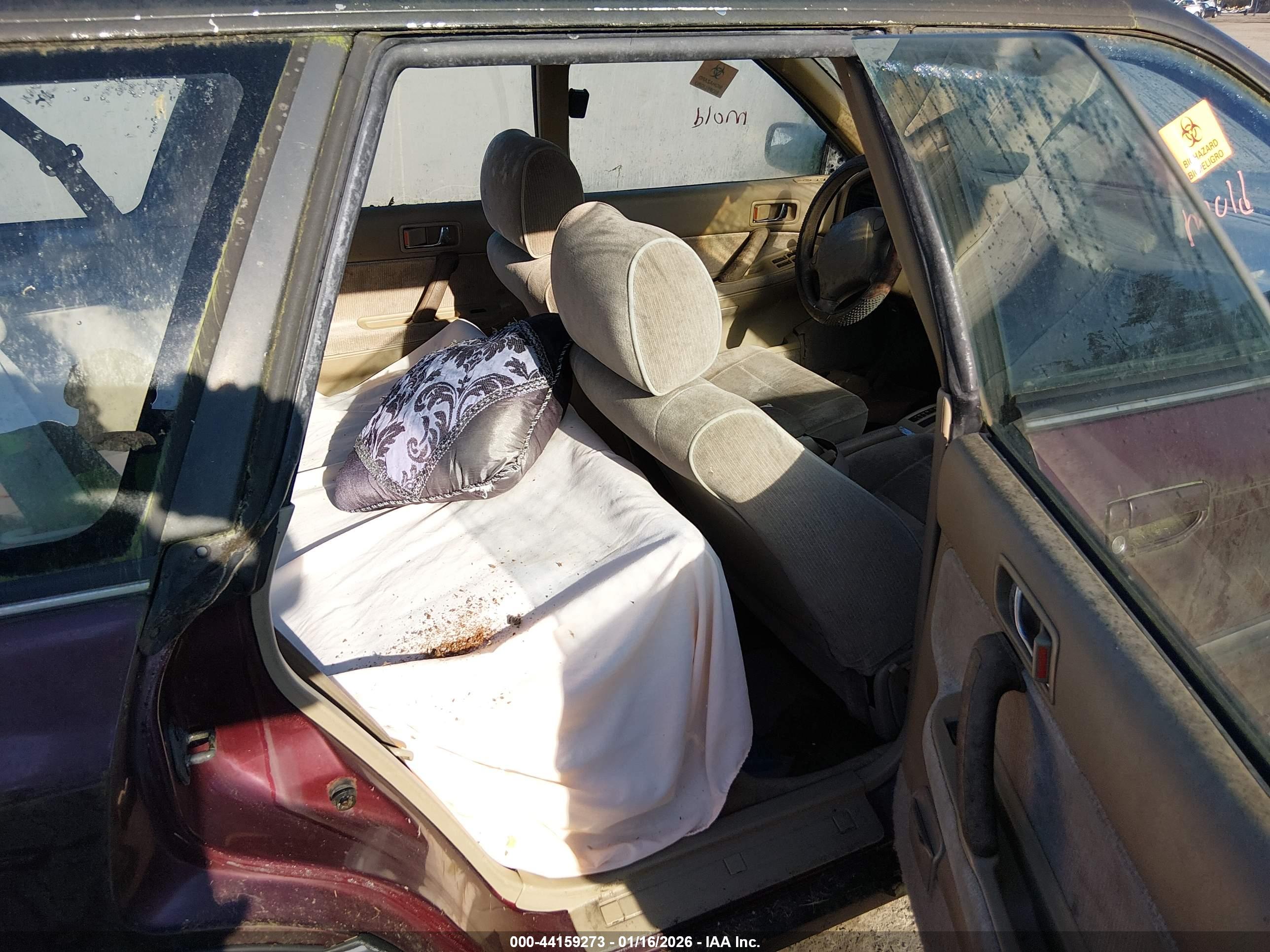 SUBARU LEGACY image 8