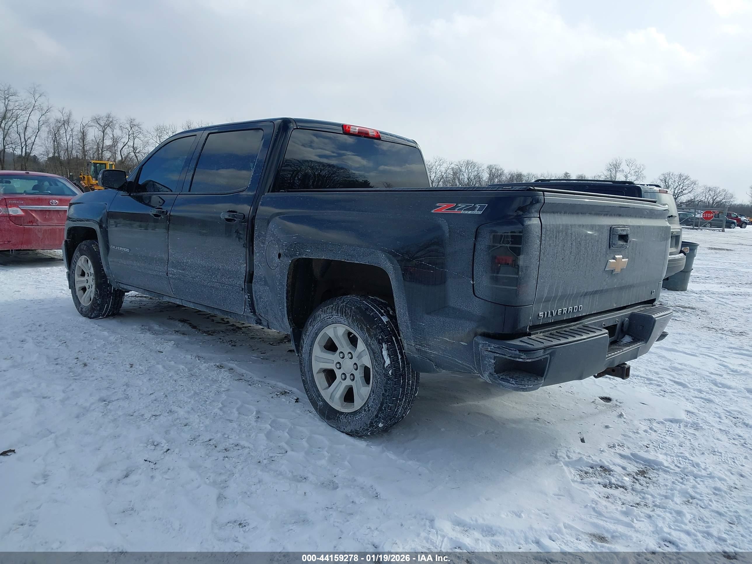 CHEVROLET SILVERADO image 3
