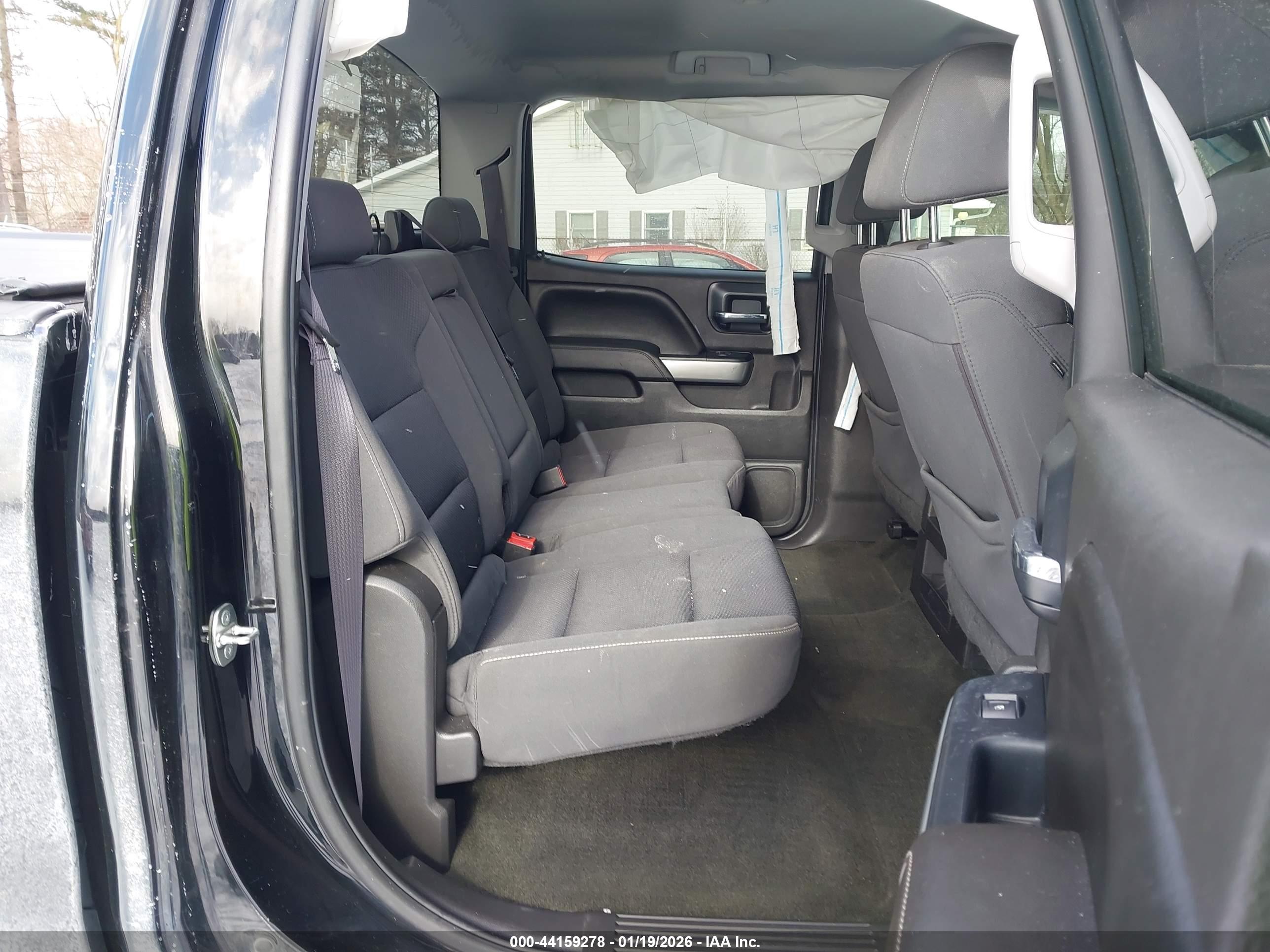 CHEVROLET SILVERADO image 8