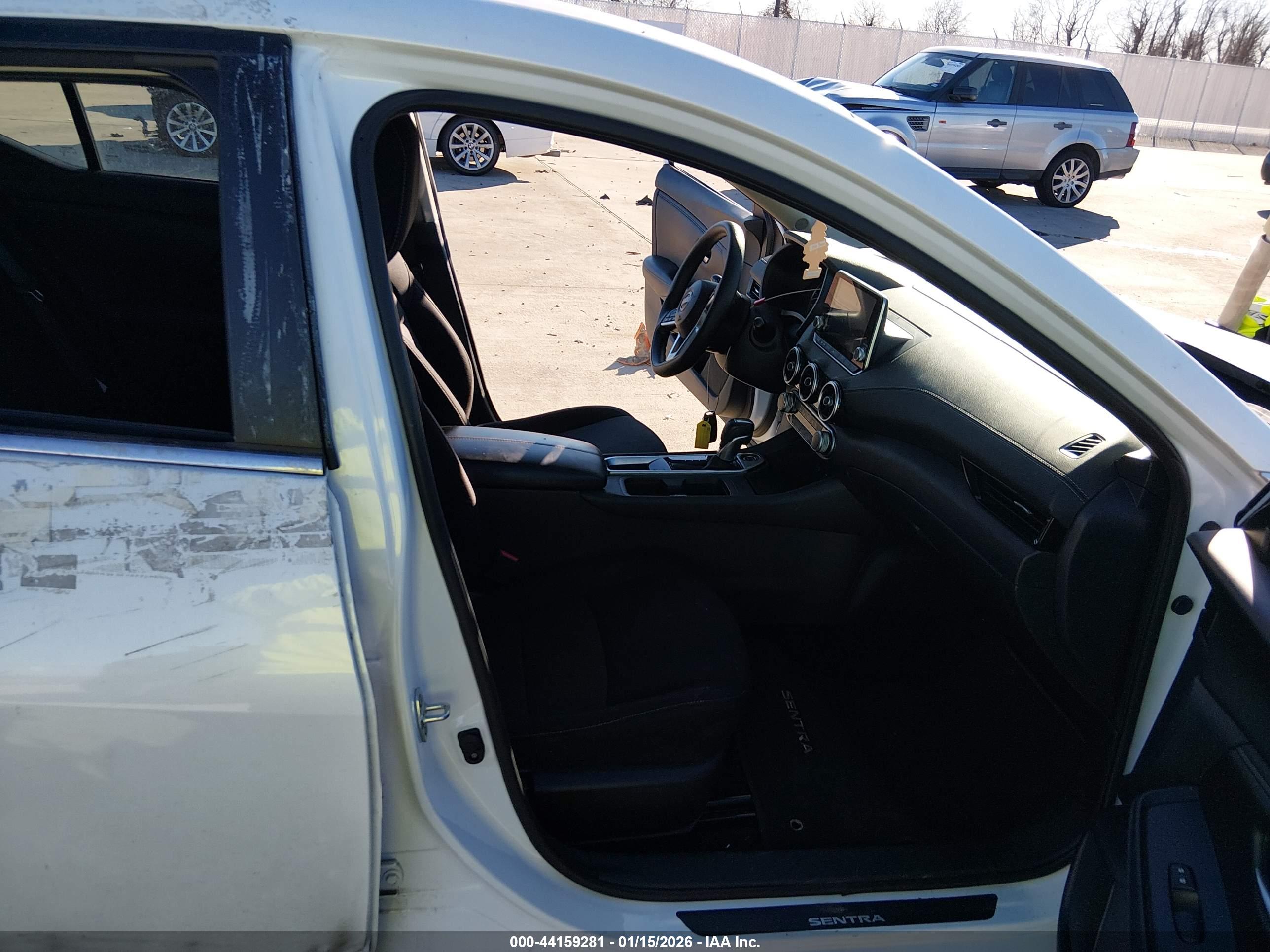 NISSAN SENTRA image 5