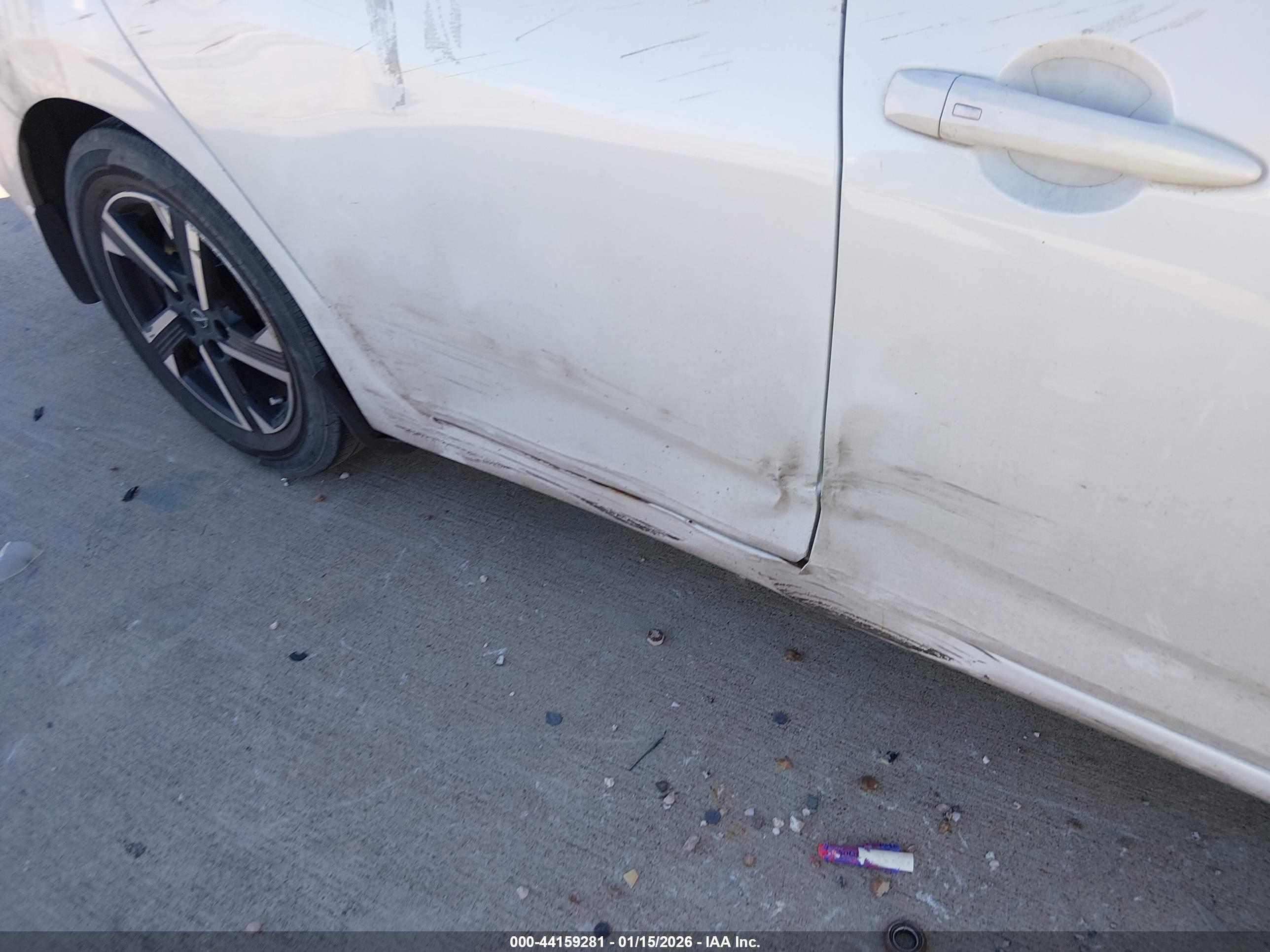 NISSAN SENTRA image 6