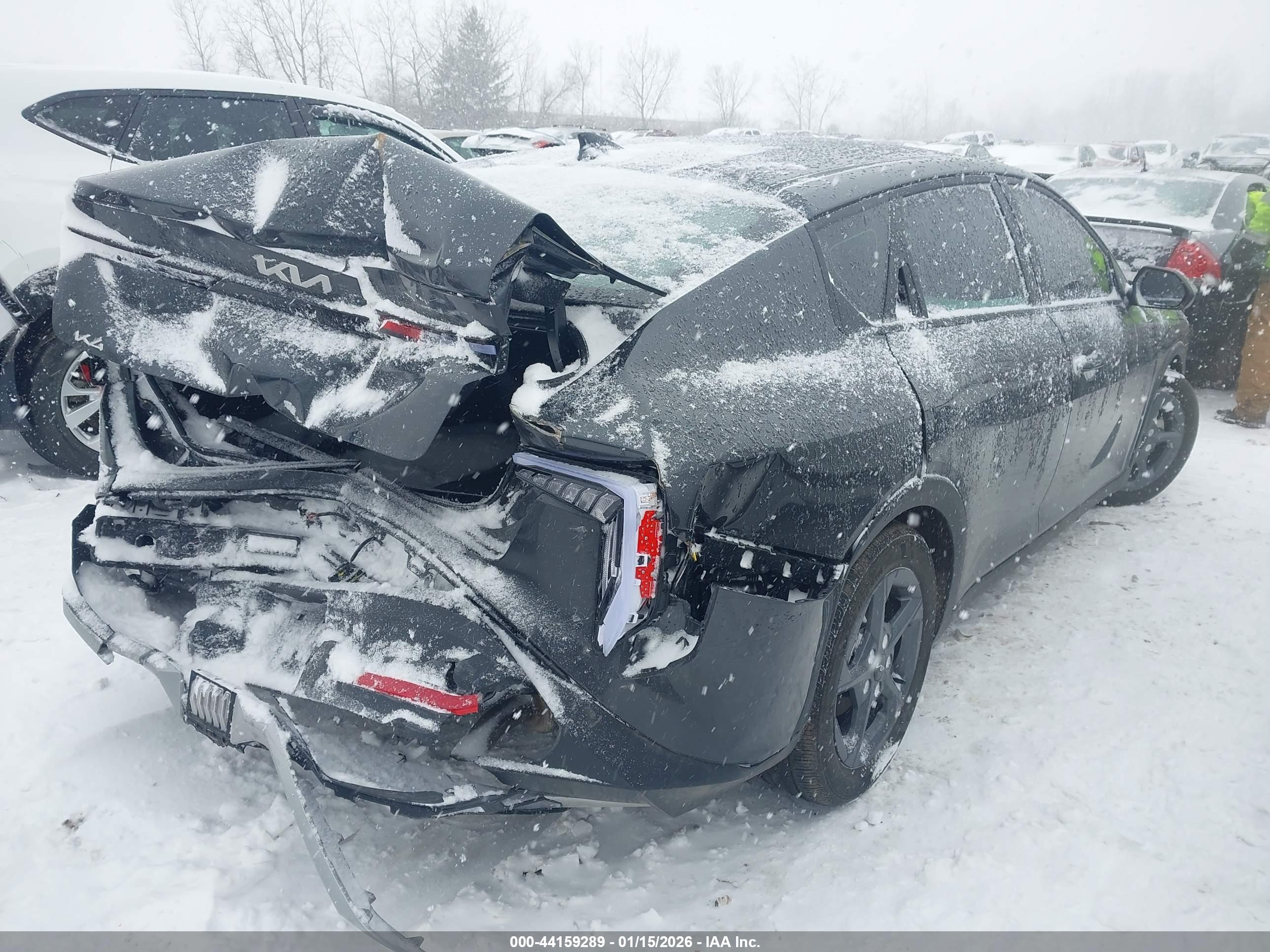 KIA K4 image 4
