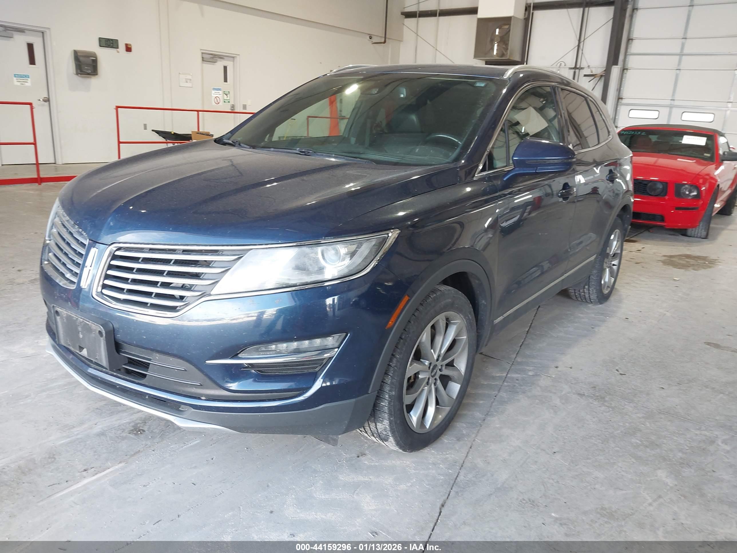 LINCOLN MKC image 2