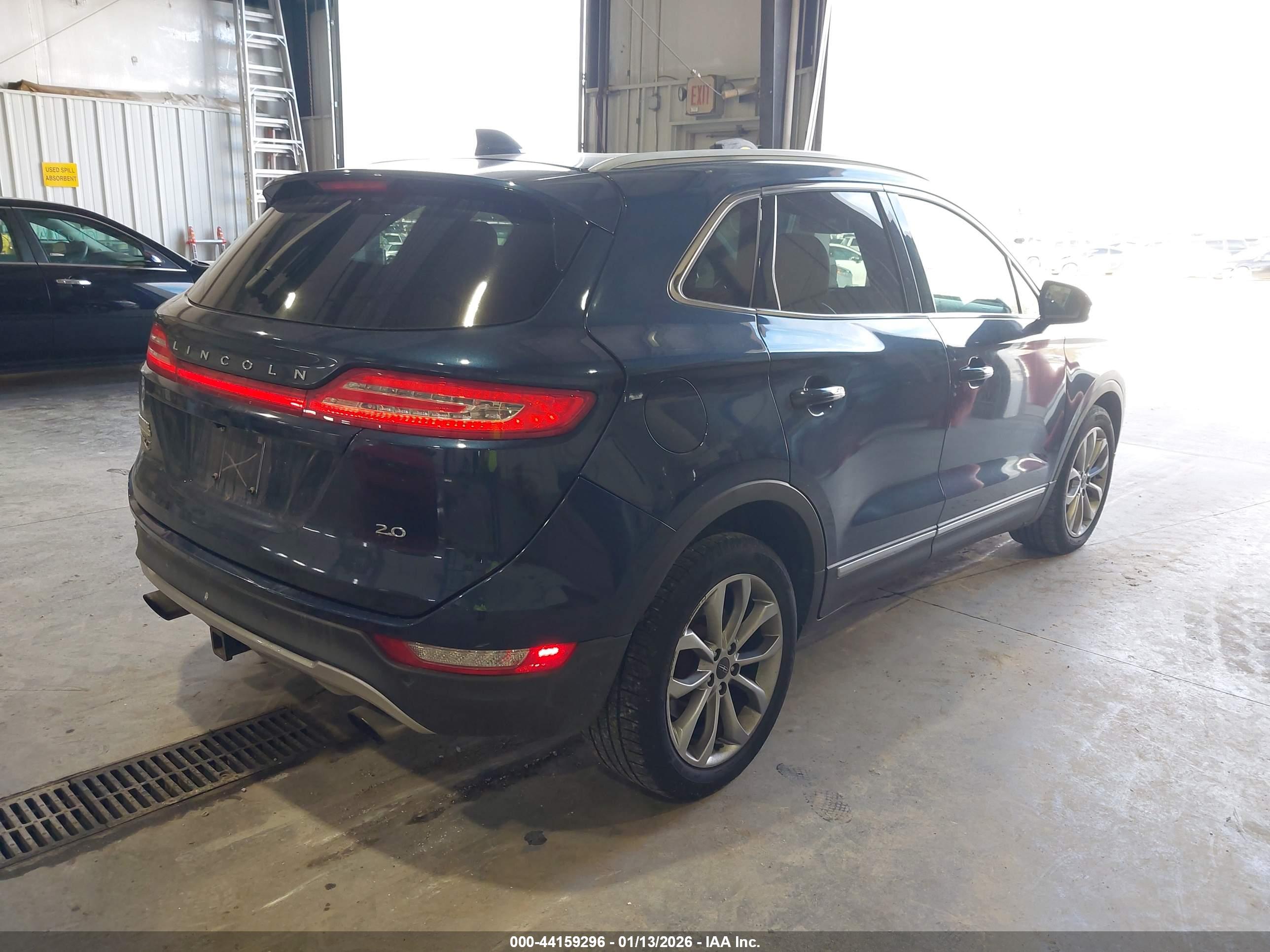 LINCOLN MKC image 4