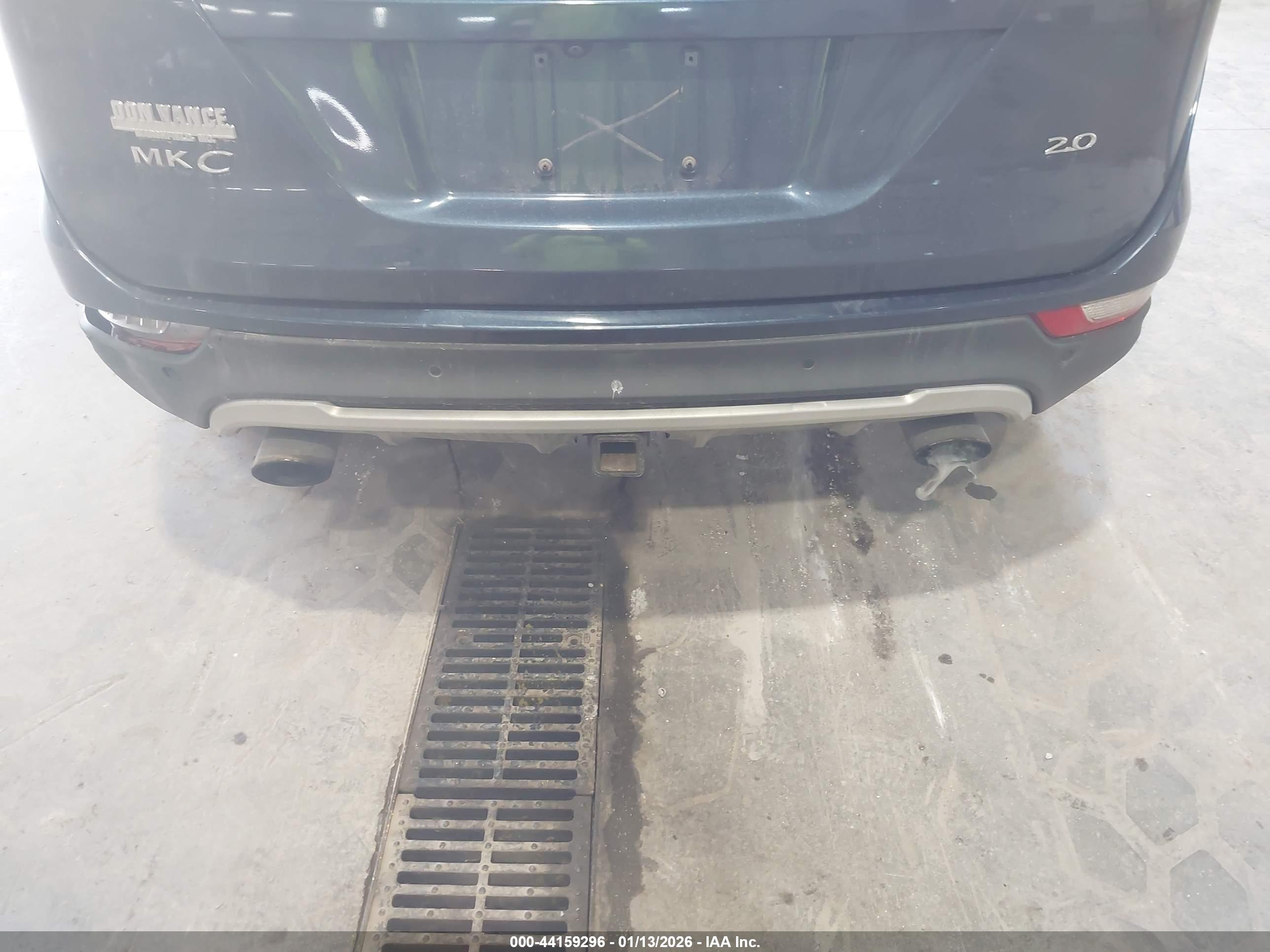 LINCOLN MKC image 6