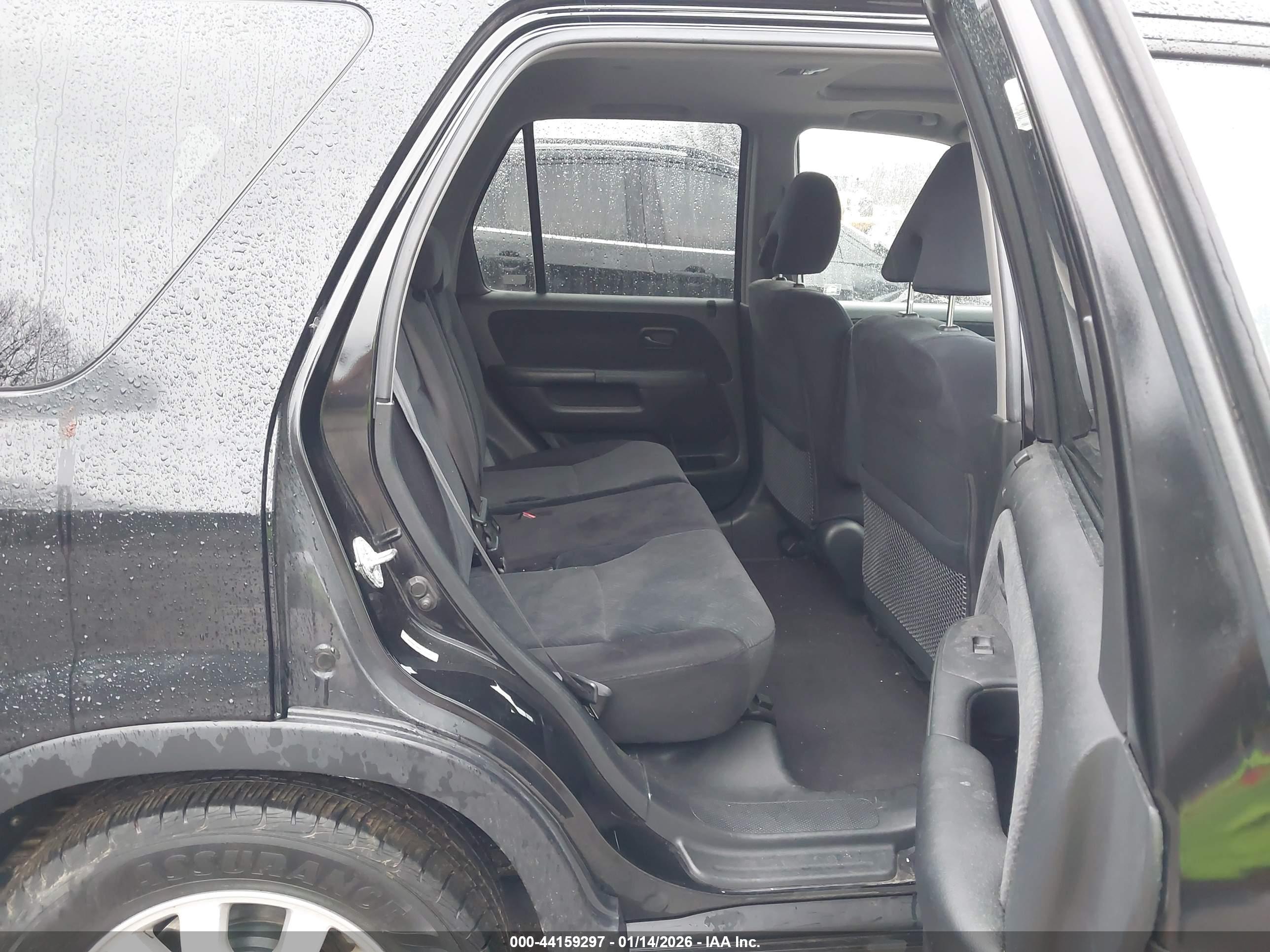 HONDA CR-V image 8