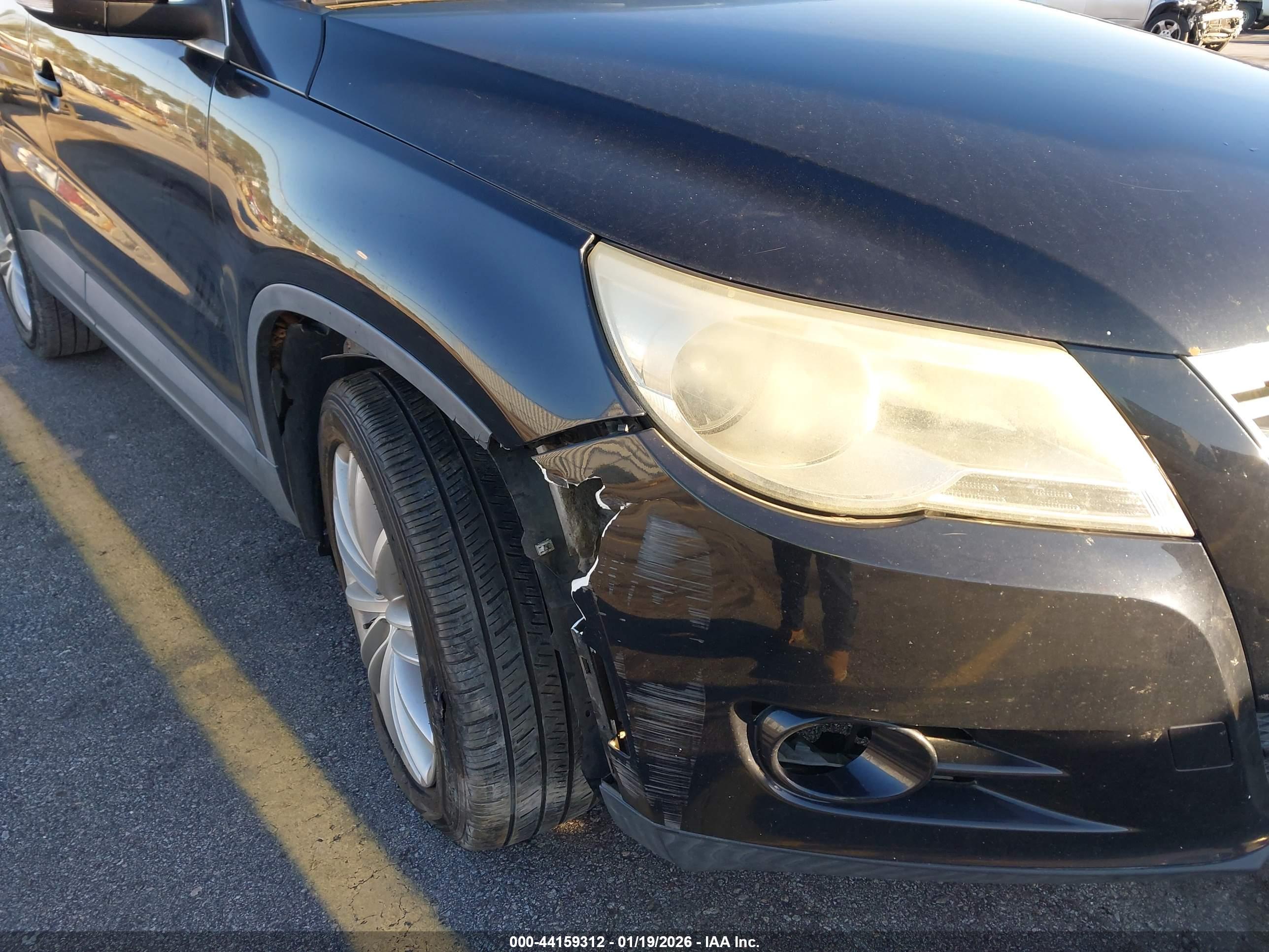 VOLKSWAGEN TIGUAN image 6