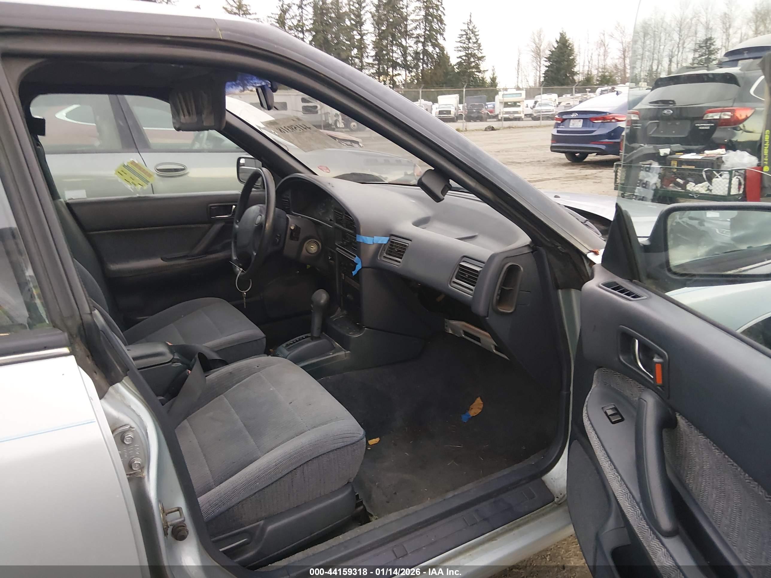 SUBARU LEGACY image 5