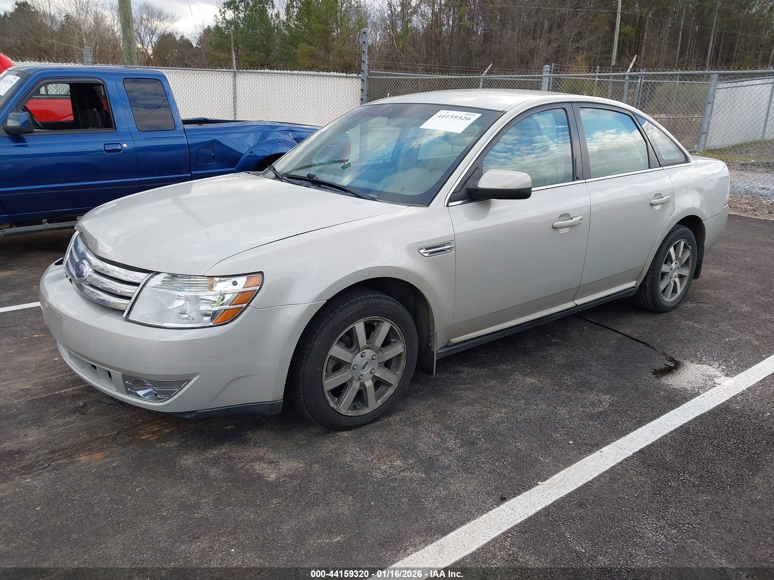 FORD TAURUS image 2
